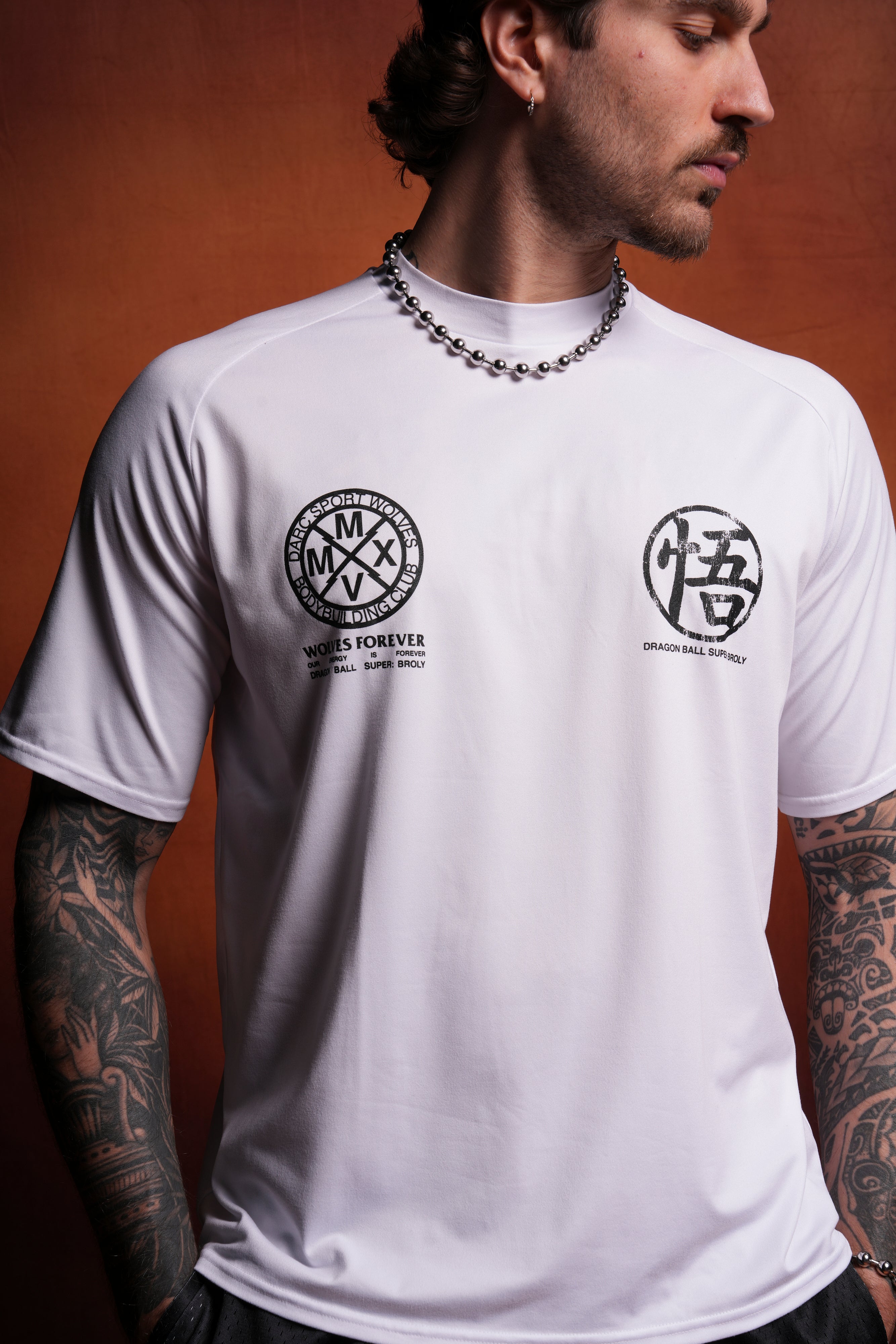 Go "Dry Wolf" S/S Raglan Tee in White
