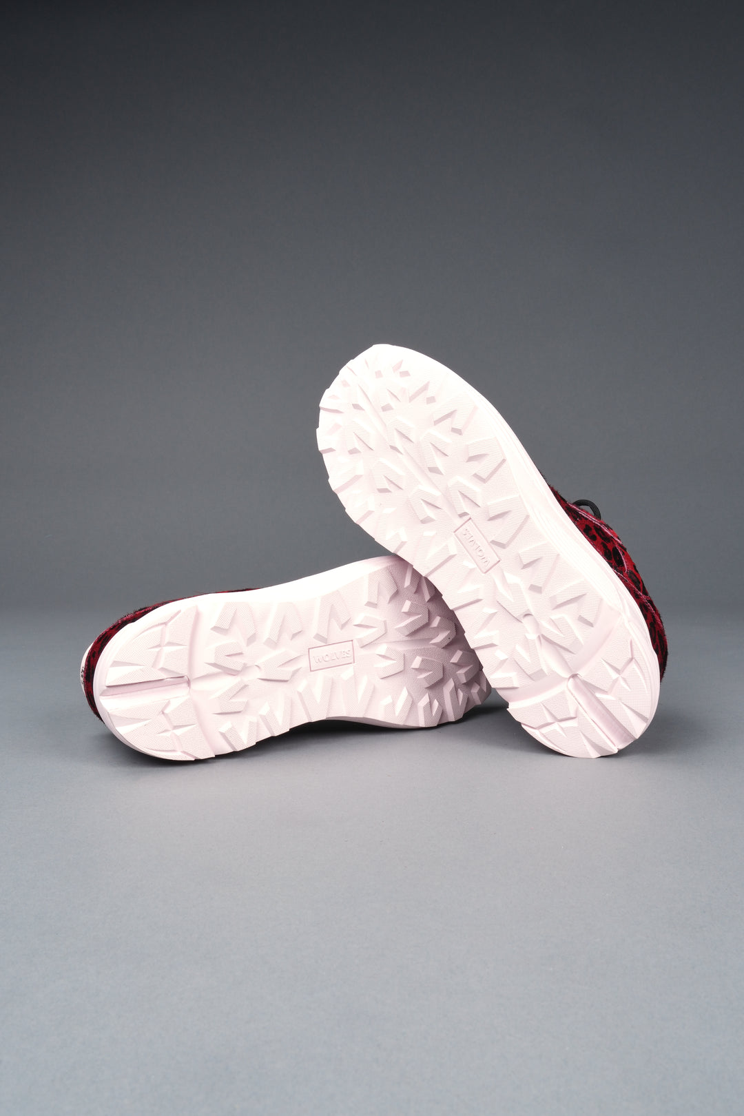 Run-1 Shoes in Red Leopard/Cloud Pink