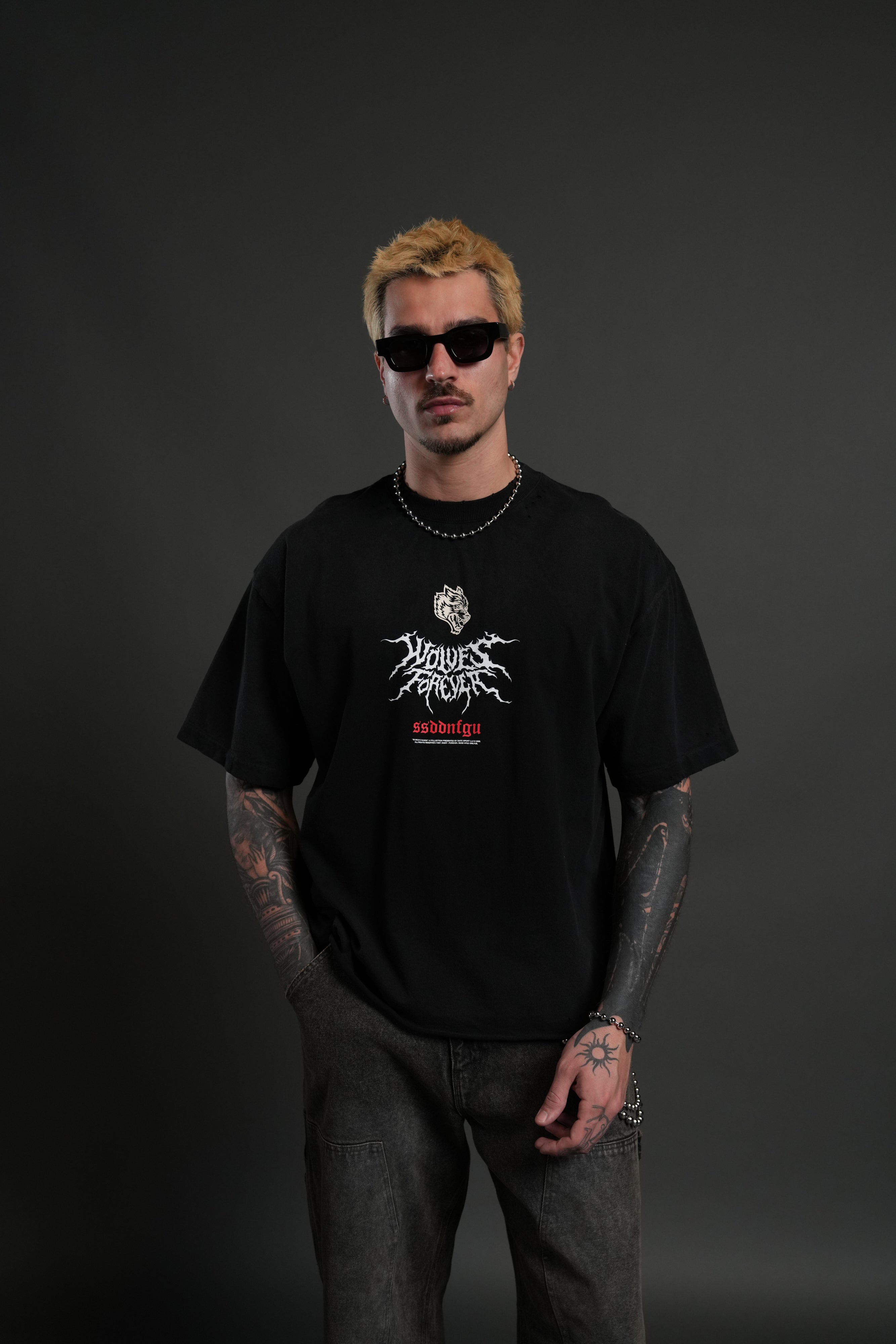 Mori Rose Distressed Grunge Tee in Black Drift Wash