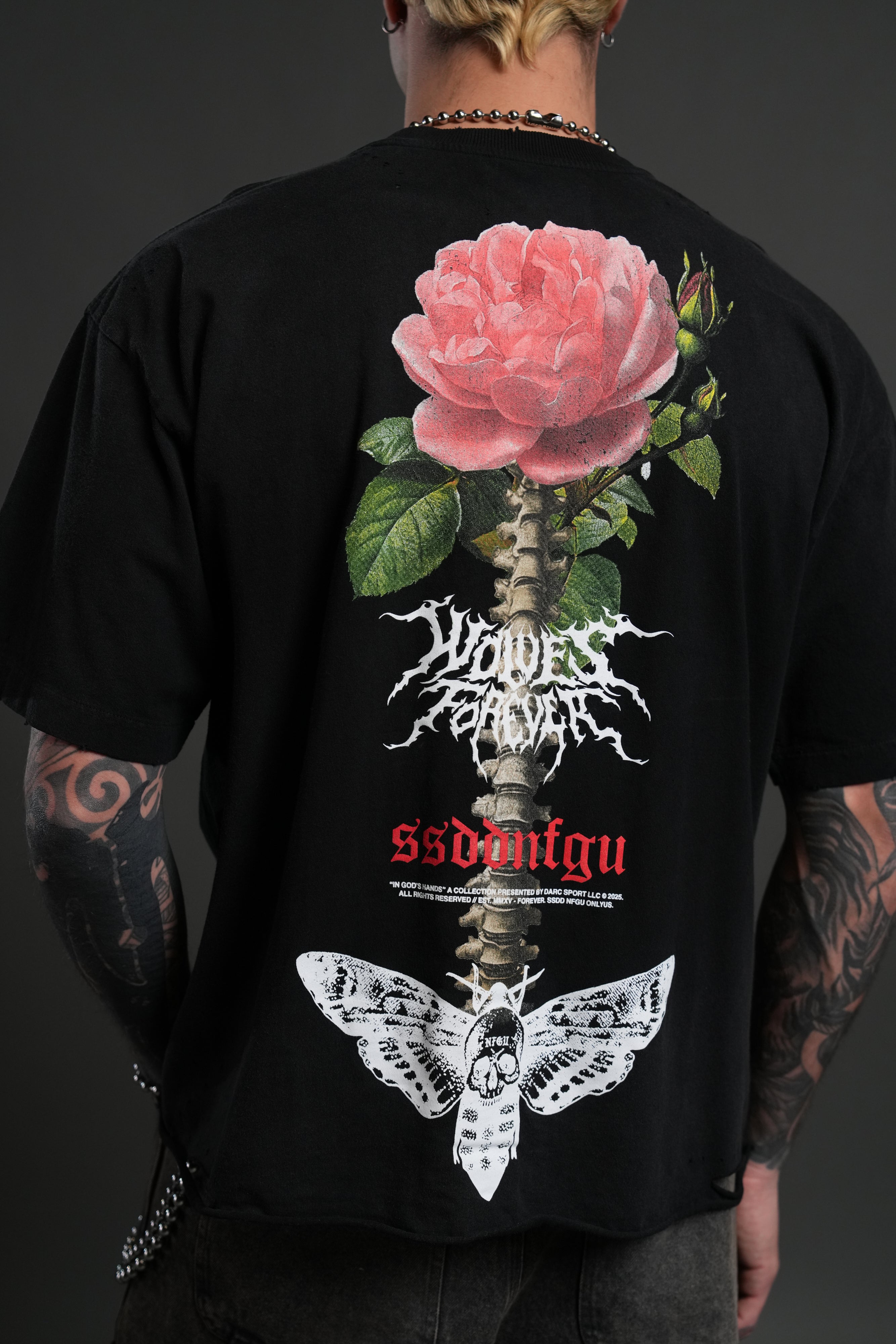 Mori Rose Distressed Grunge Tee in Black Drift Wash