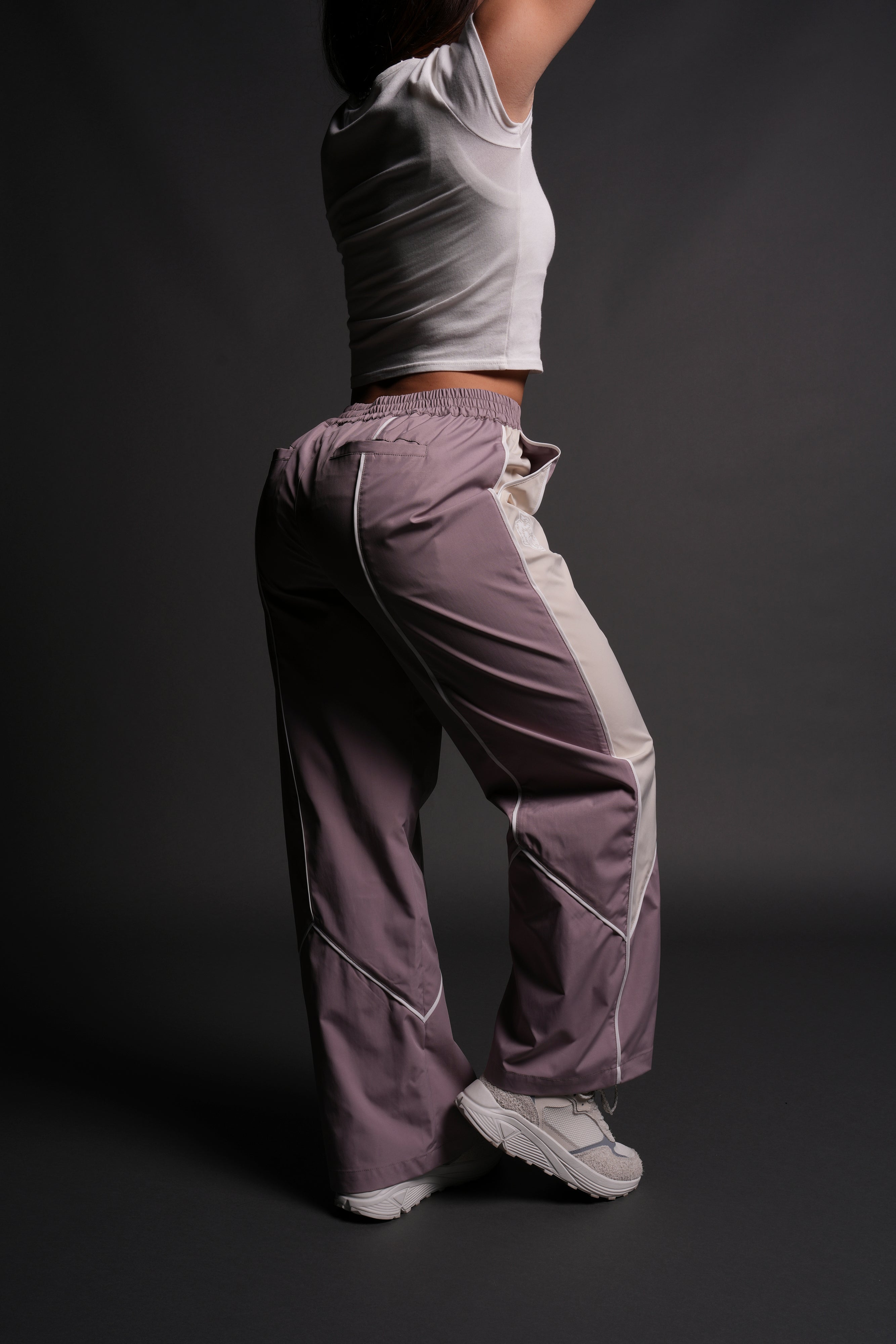 Dual Wolf Quinn Track Pants in Light Mauve/Sand