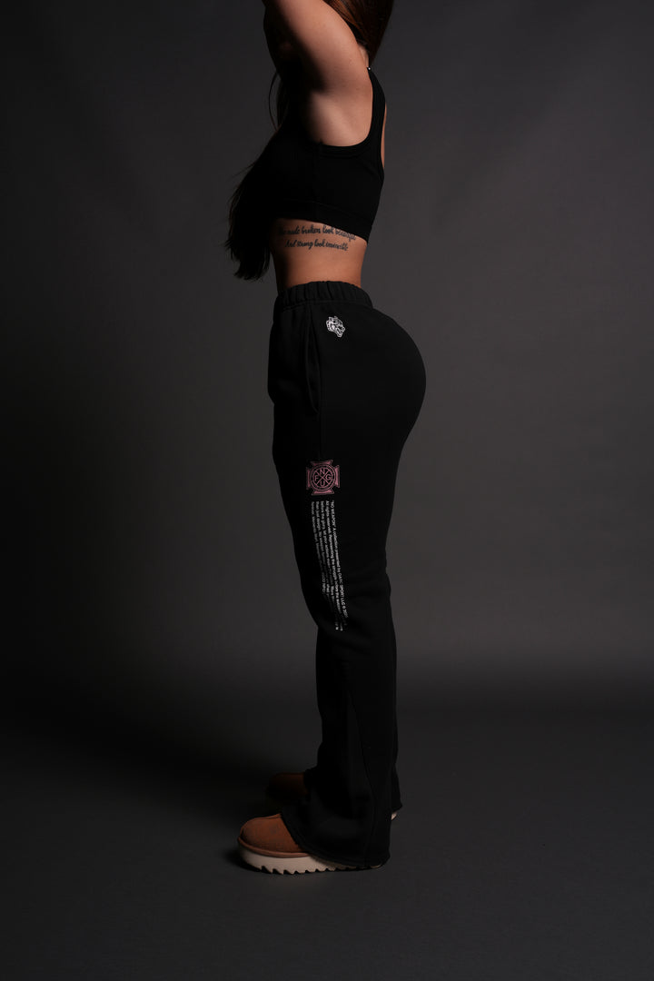 Everlasting She Flare Sweat Pants in Black