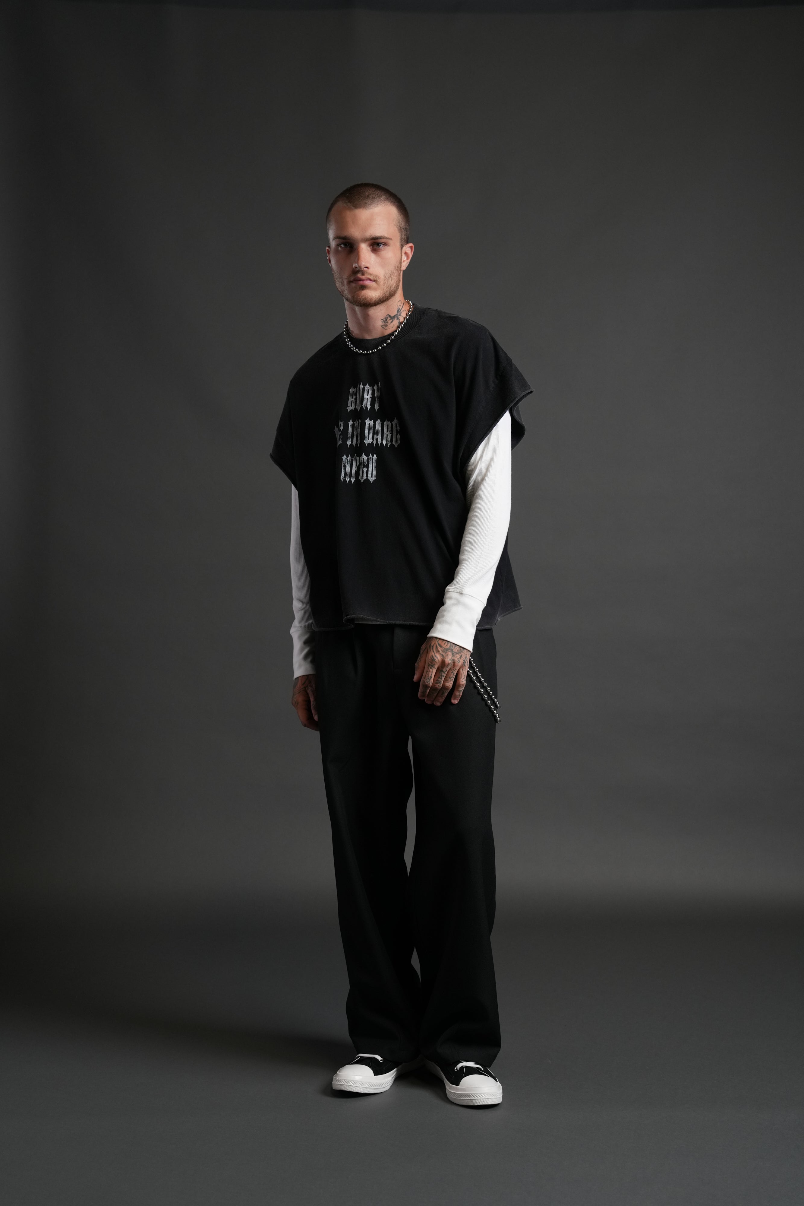 Bury Me in Darc Forever Grunge Cut-Off Tee in Black