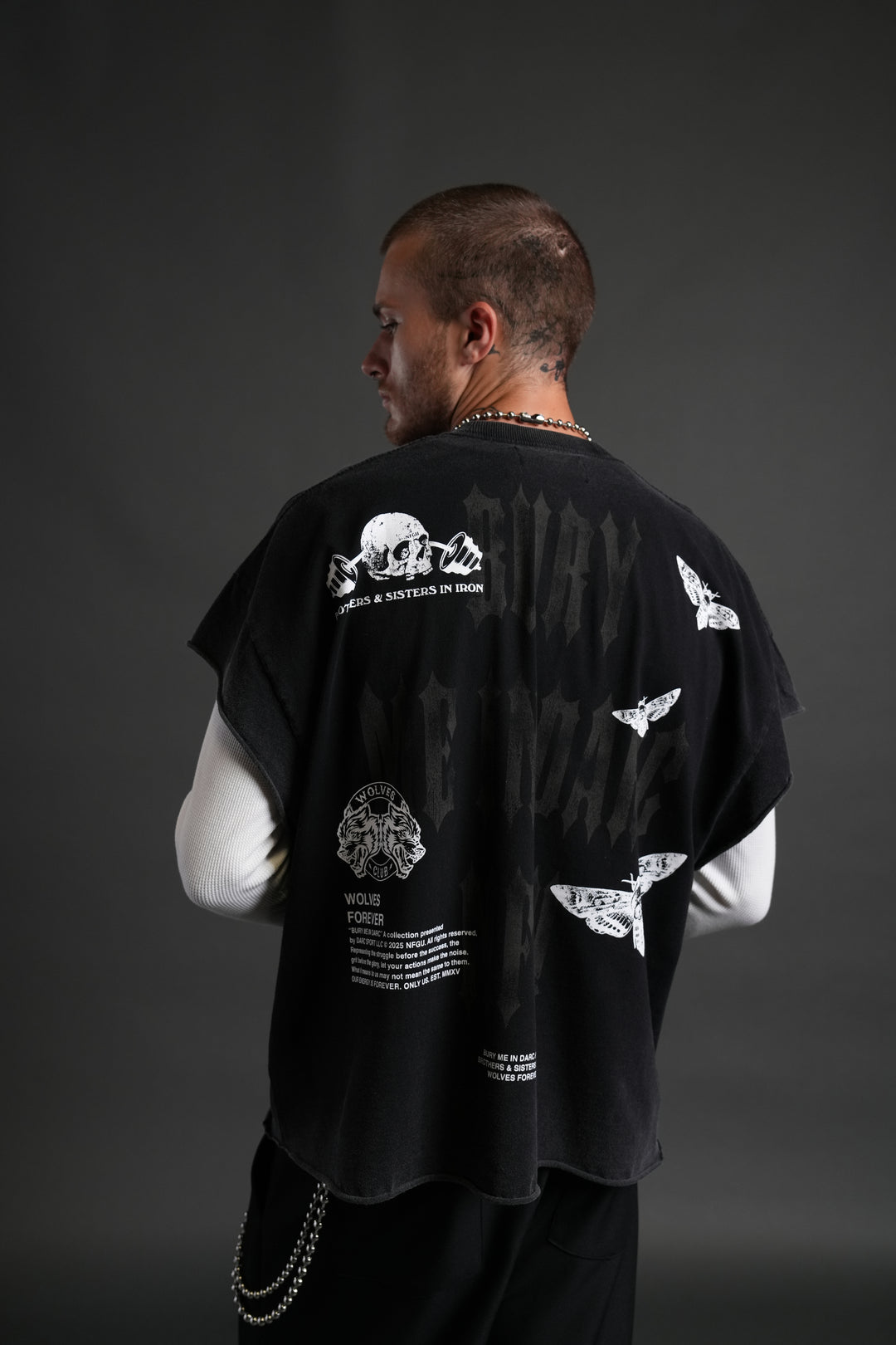 Bury Me in Darc Forever Grunge Cut-Off Tee in Black