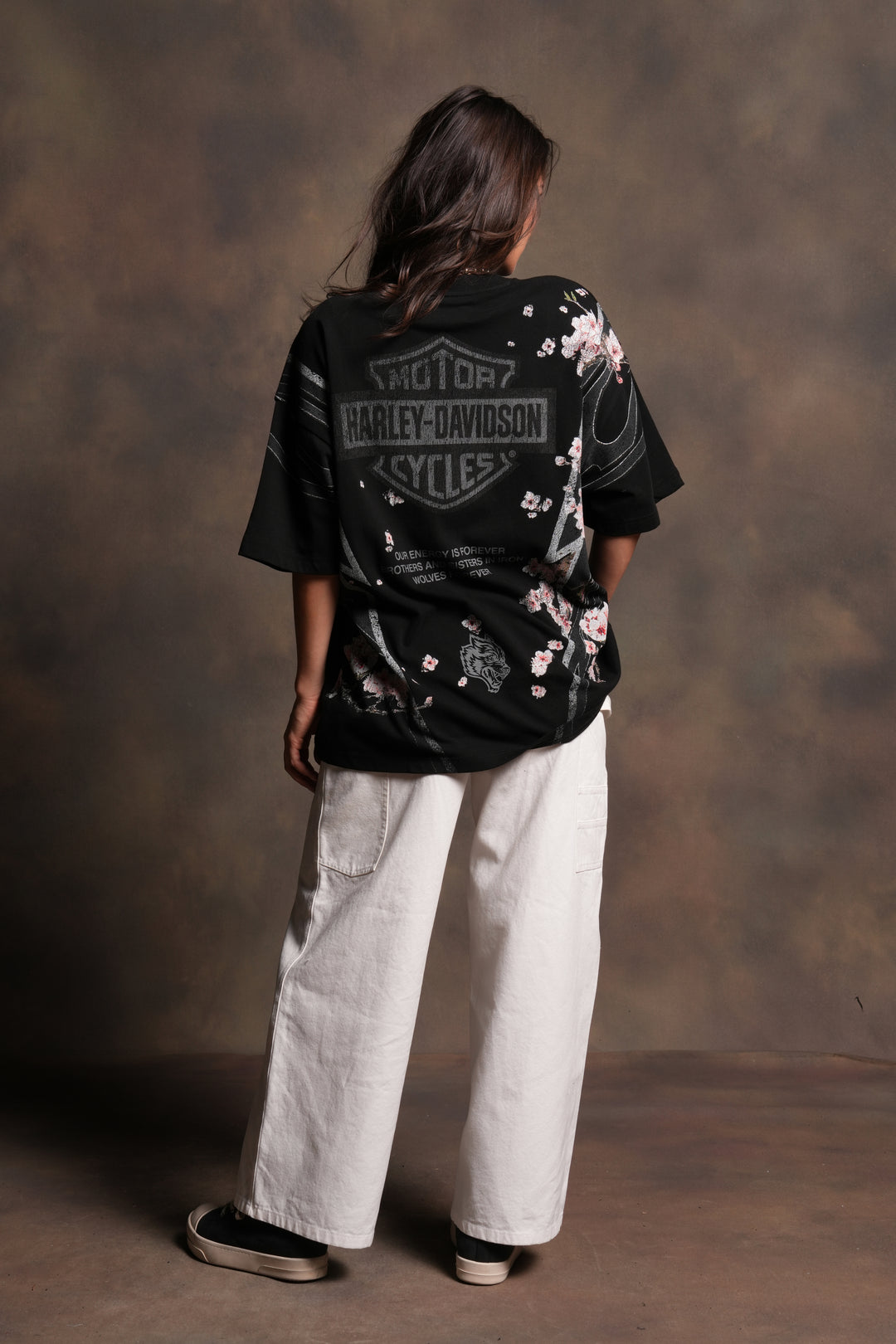 Iron Sakura Premium Tee in Black