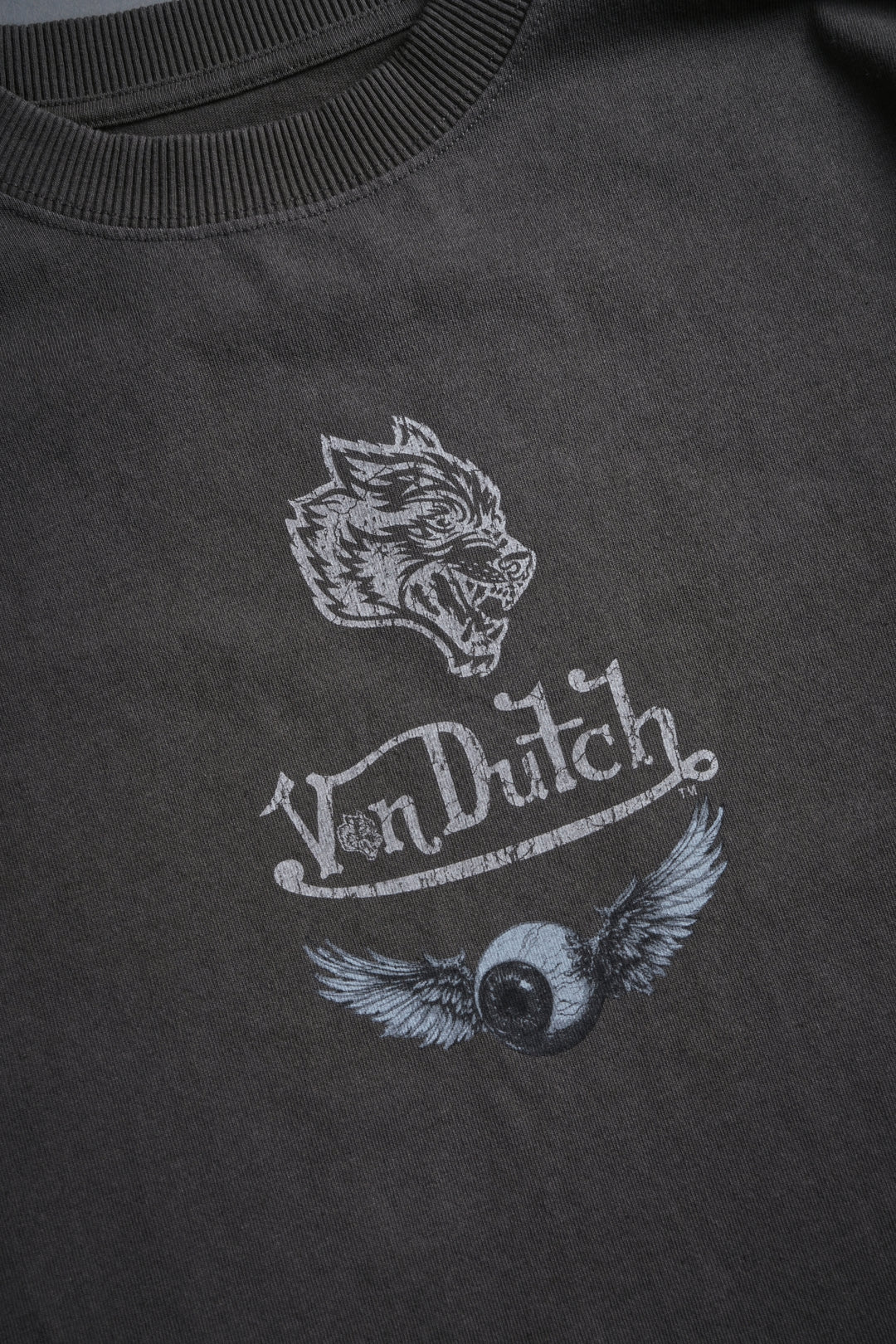 Take-Off Grunge Mid-Length Raw Hem LS Tee in Wolf Gray