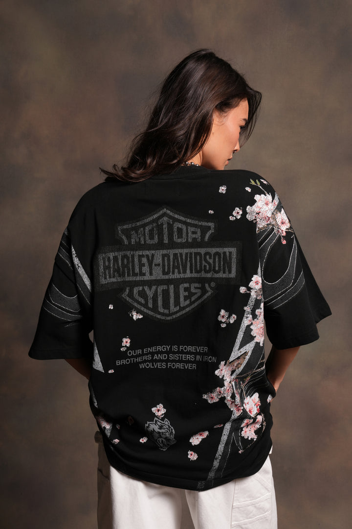 Iron Sakura Premium Tee in Black