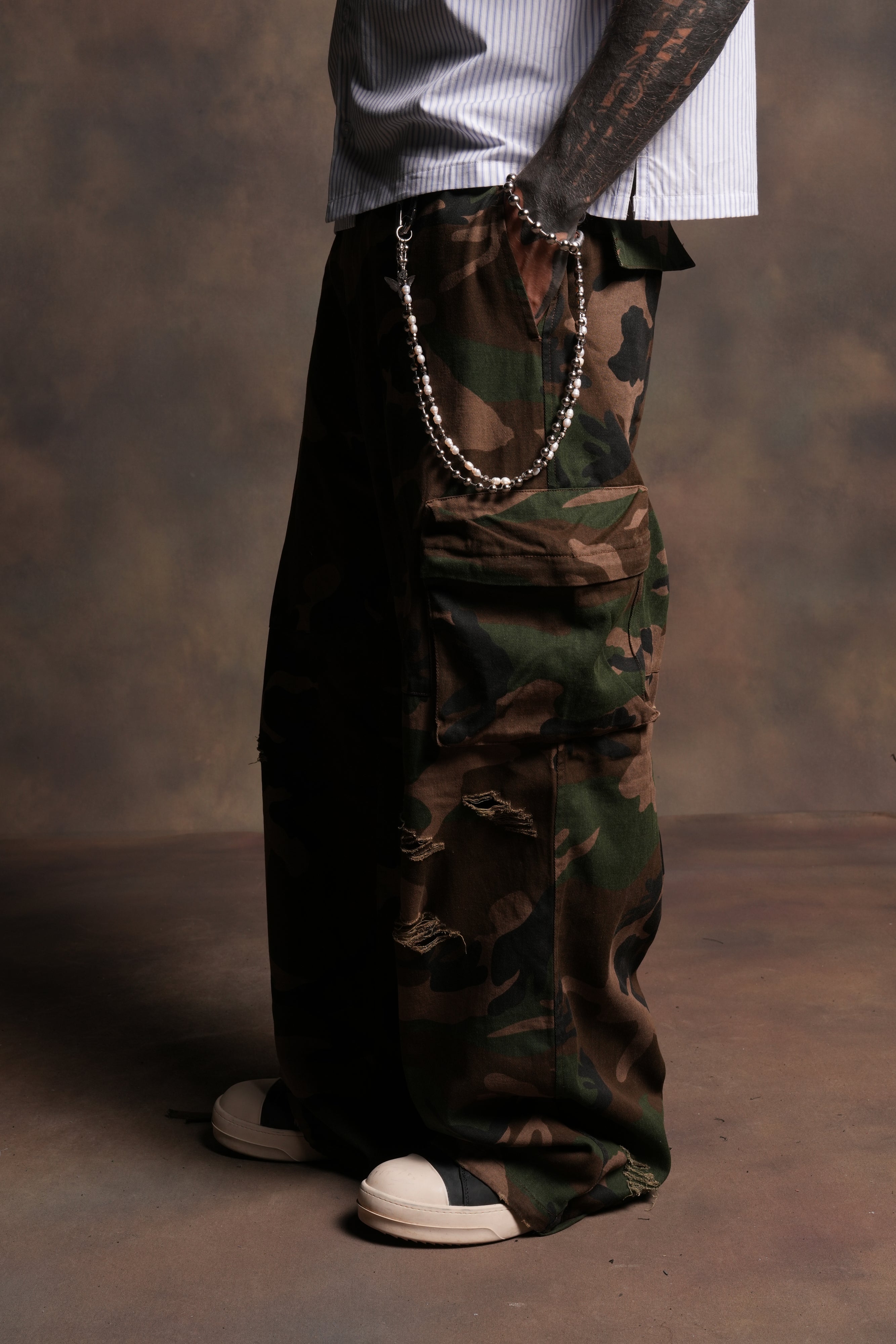 Wolf Chopper Duke Cargo Pants in Woodland Camo – DarcSport