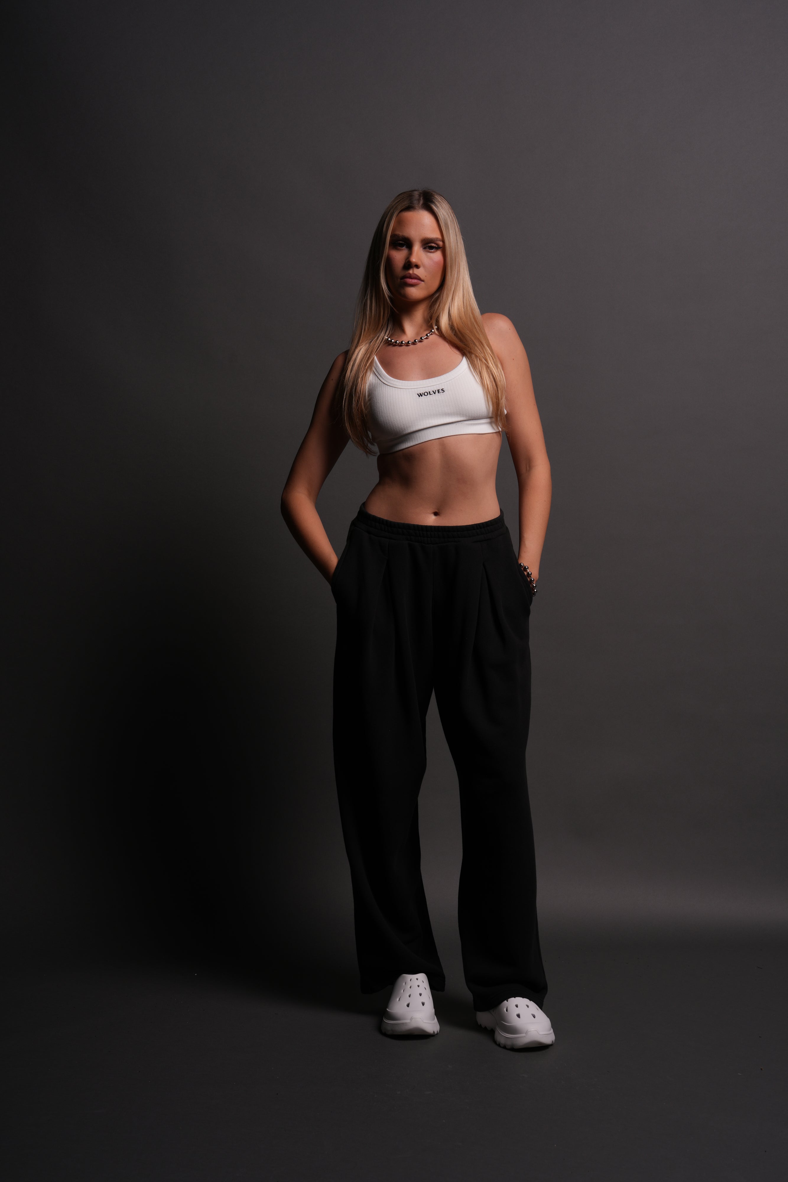 Chopper Appliqué "Yara" Pleated Sweat Pants V2 in Black