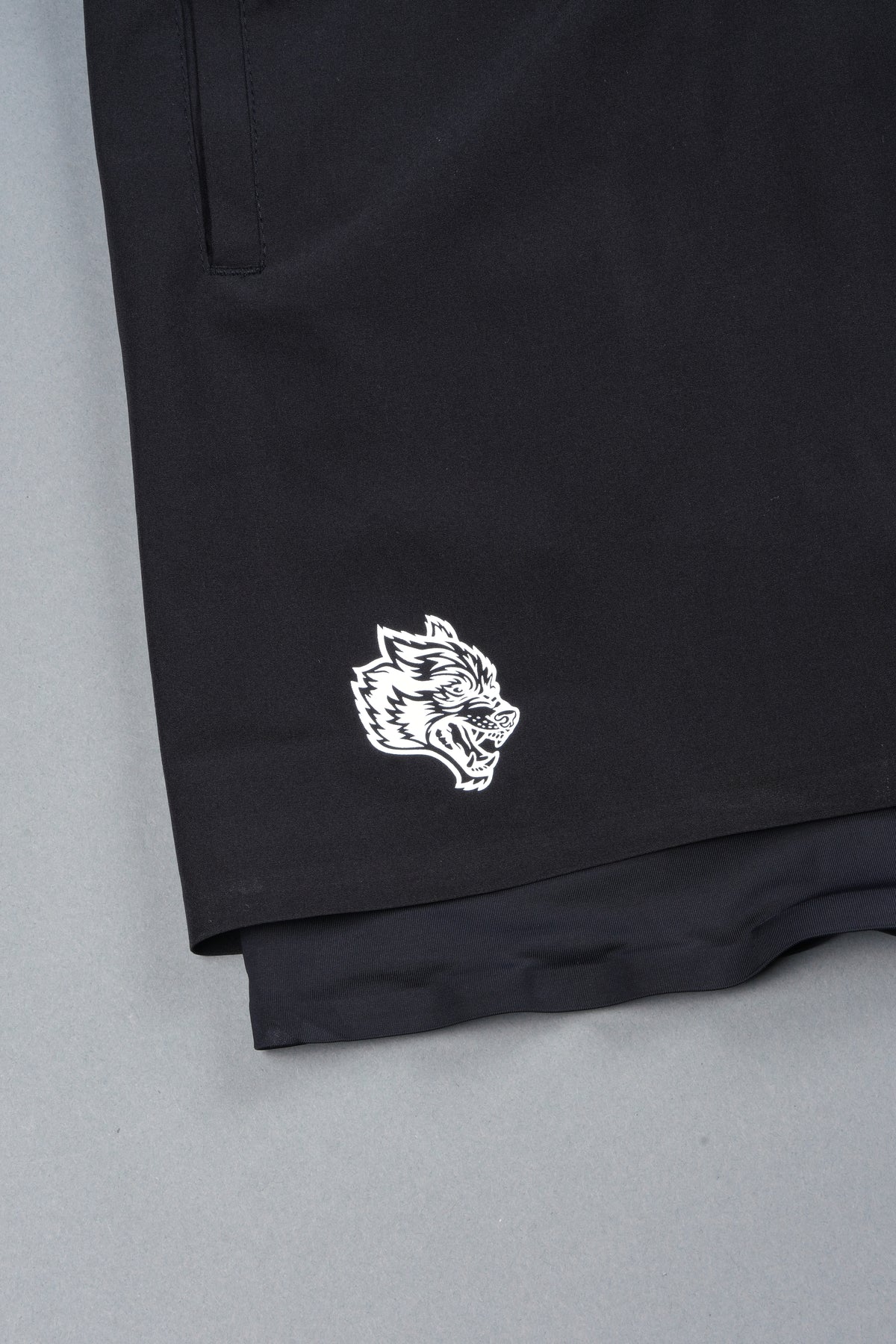 Wolf Pyramid Compression Shorts In Black