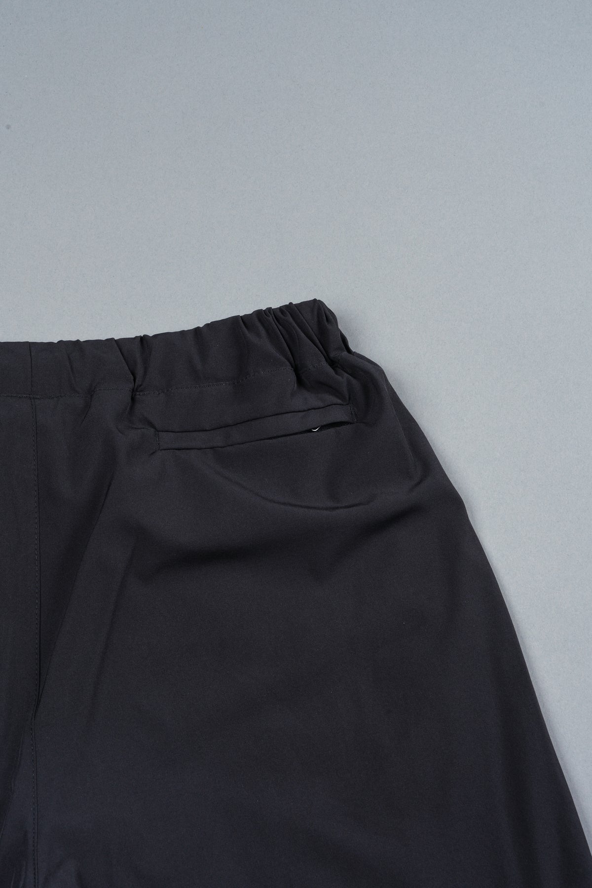 Wolf Pyramid Compression Shorts In Black