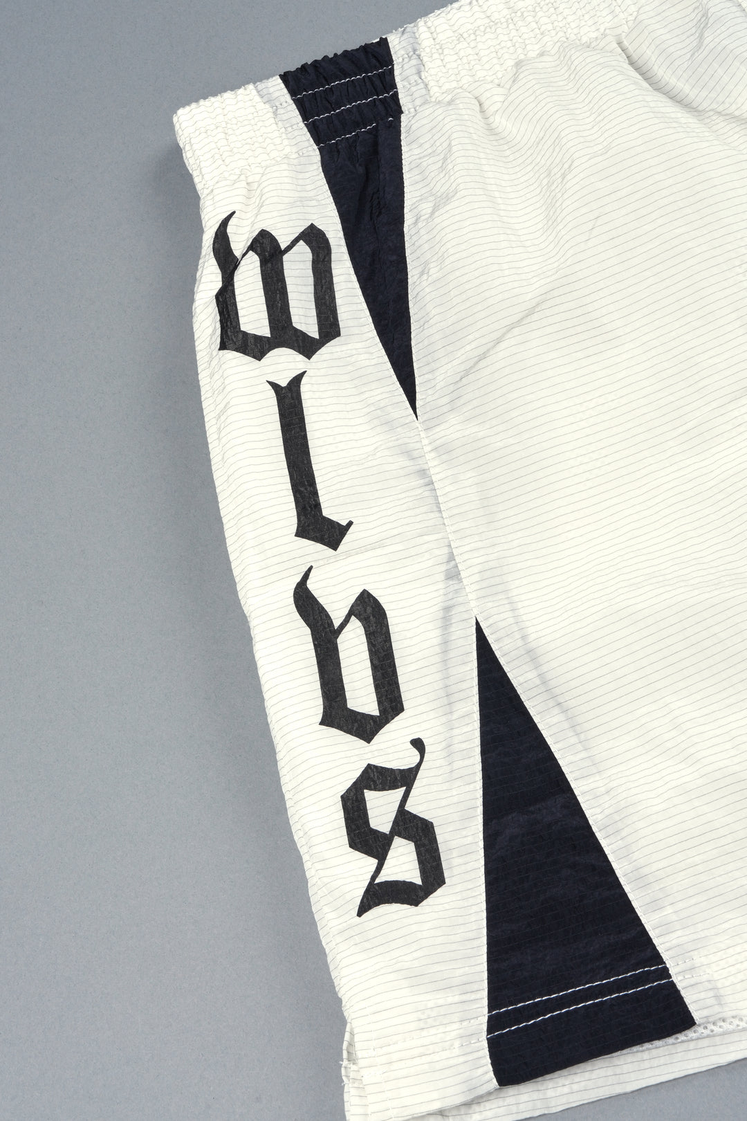 Wlvsfrvr Zdan Shorts In Cream