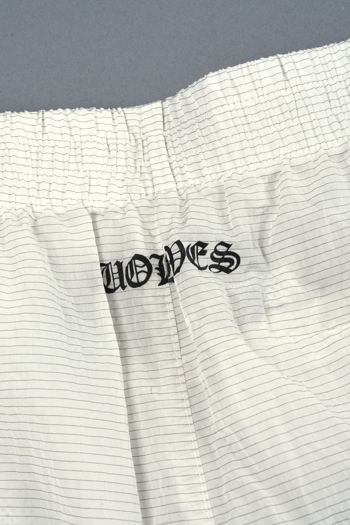 Wlvsfrvr Zdan Shorts In Cream