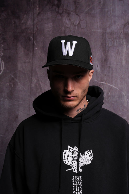 Wolf Head Knee Sleeves in Black