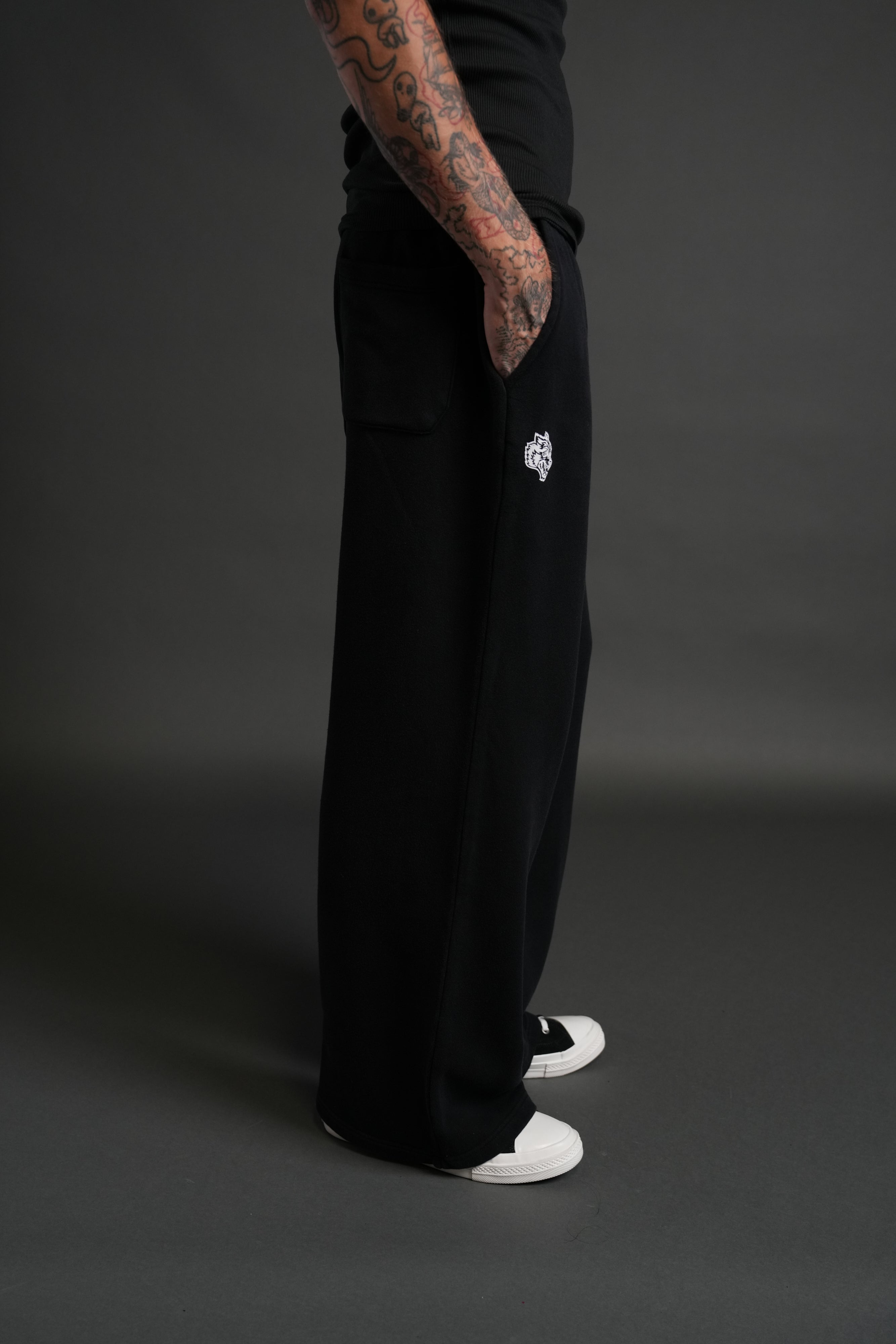 Bury Me in Darc Chopper Lennox Sweat Pants in Black Sun Wash