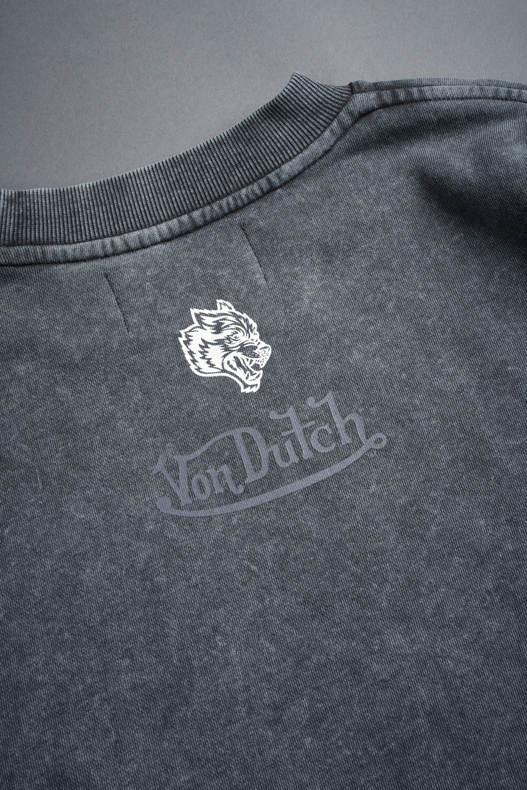 Flight Club London Crewneck in Wolf Gray