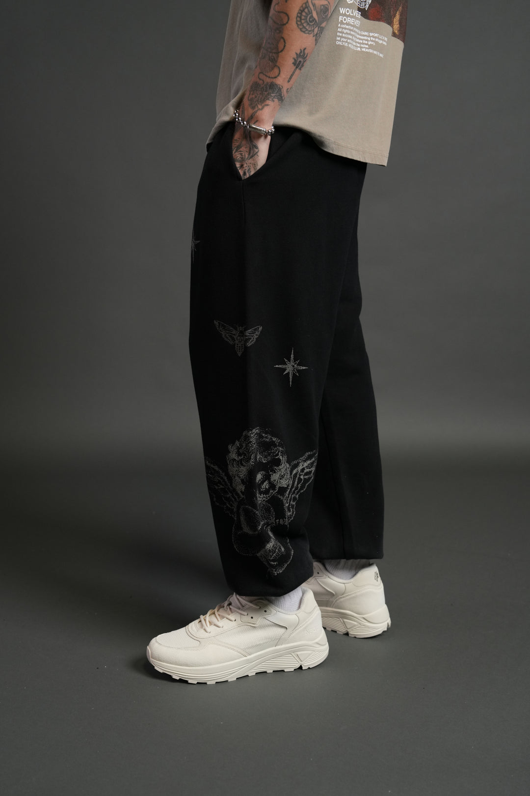 Sacred Flash Lightweight Lounger Sweat Pants in Black Drift Wash