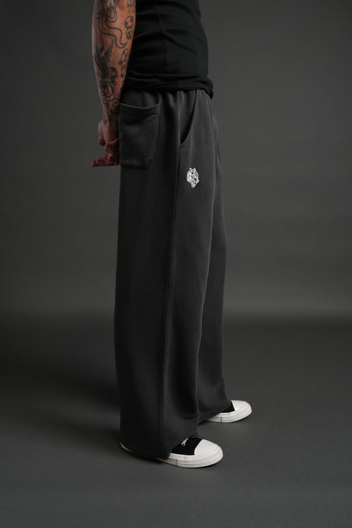 Bury Me in Darc Chopper Lennox Sweat Pants in Wolf Gray