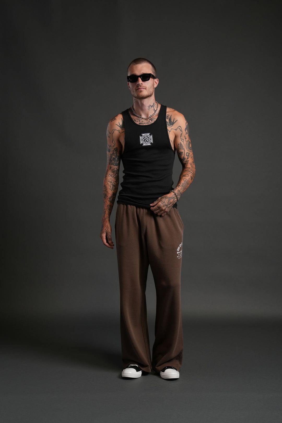 Bury Me in Darc Chopper Lennox Sweat Pants in Desert Dust Drift Wash