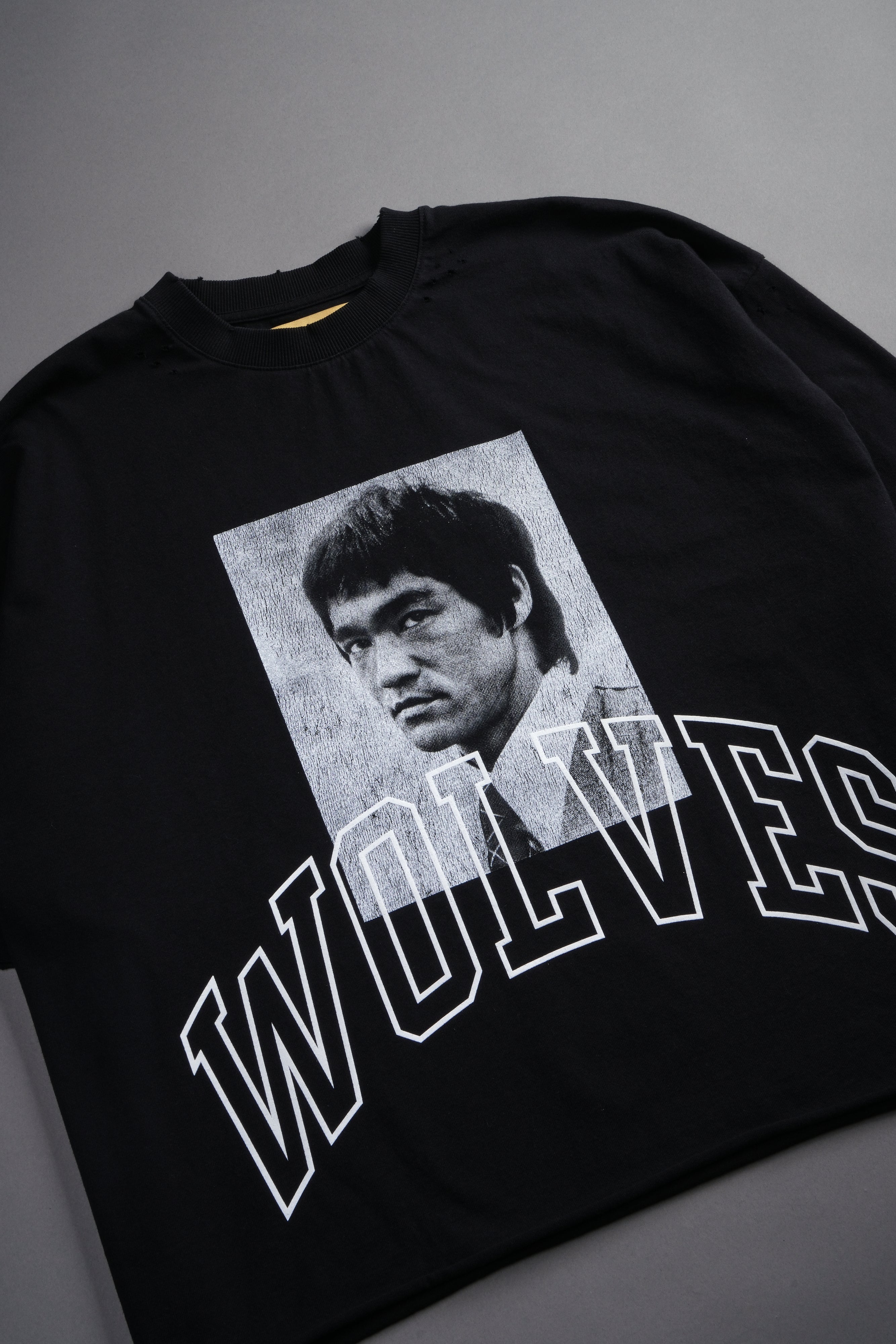 Bruce Lee Forever Distressed Grunge Box Cut Tee V2 in Black