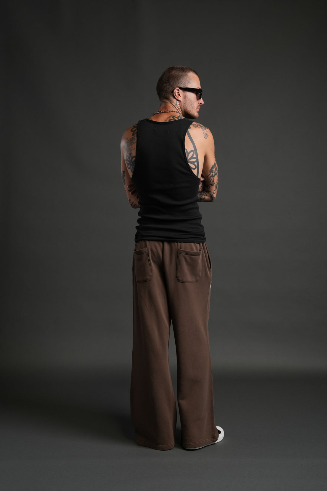 Bury Me in Darc Chopper Lennox Sweat Pants in Desert Dust Drift Wash