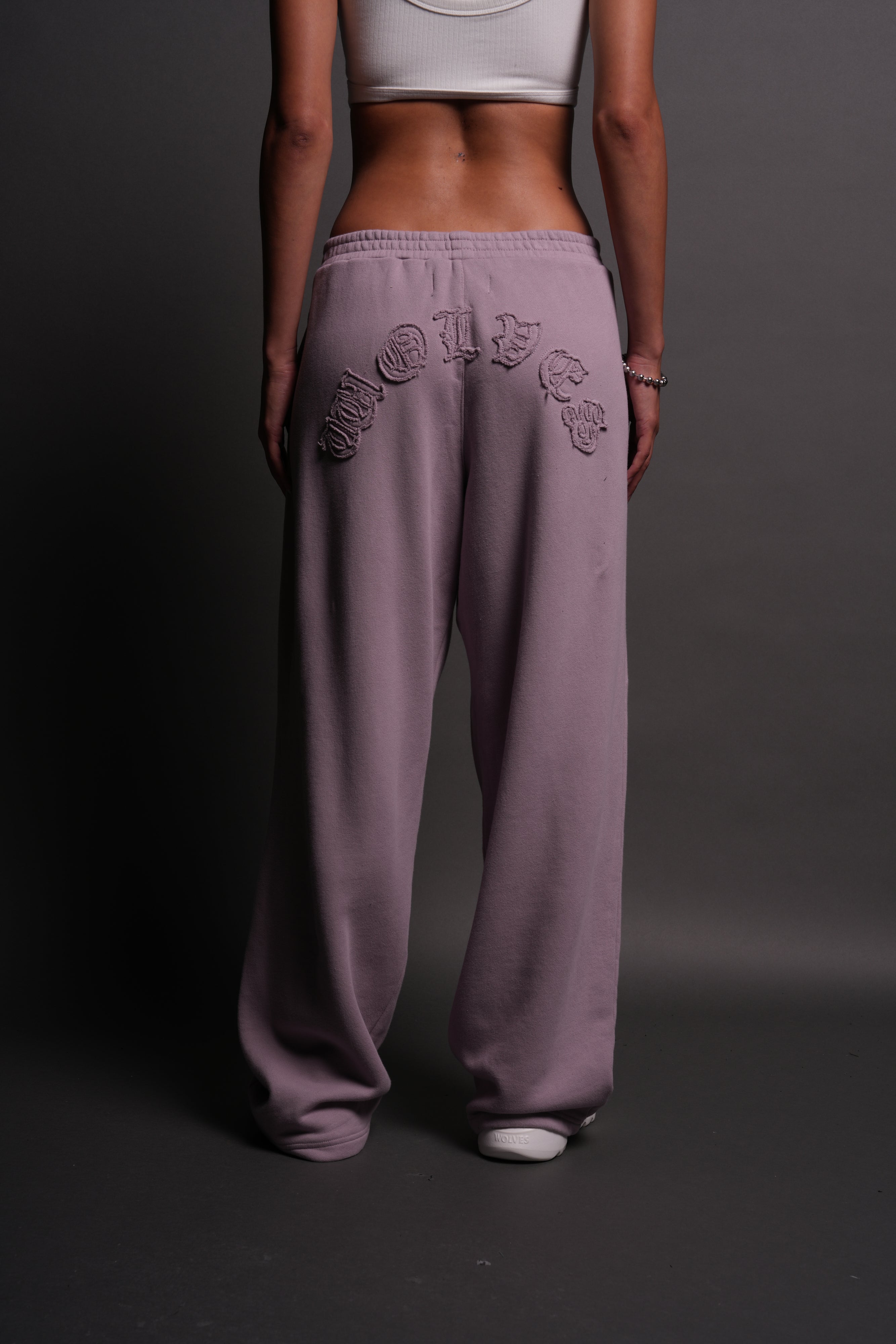 Chopper Appliqué "Yara" Pleated Sweat Pants V2 in Purple Smoke