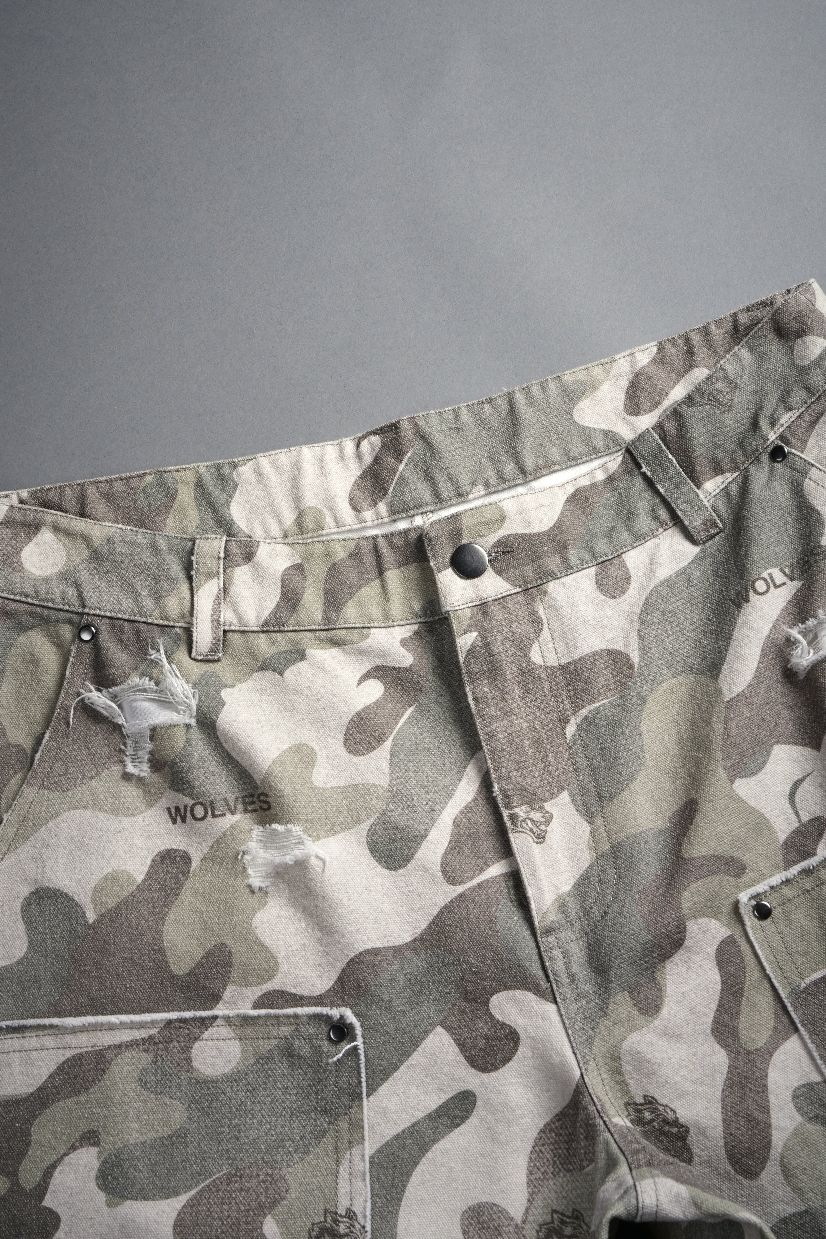 Darc Vice Distressed Denim Carpenter Shorts in DSVD Green Camo