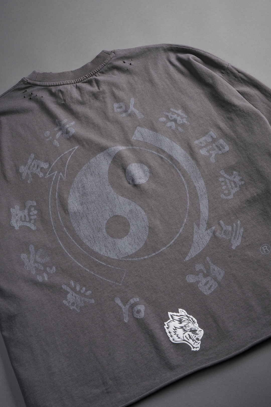Bruce Lee Forever Distressed Grunge Box Cut Tee V2 in Slate Gray
