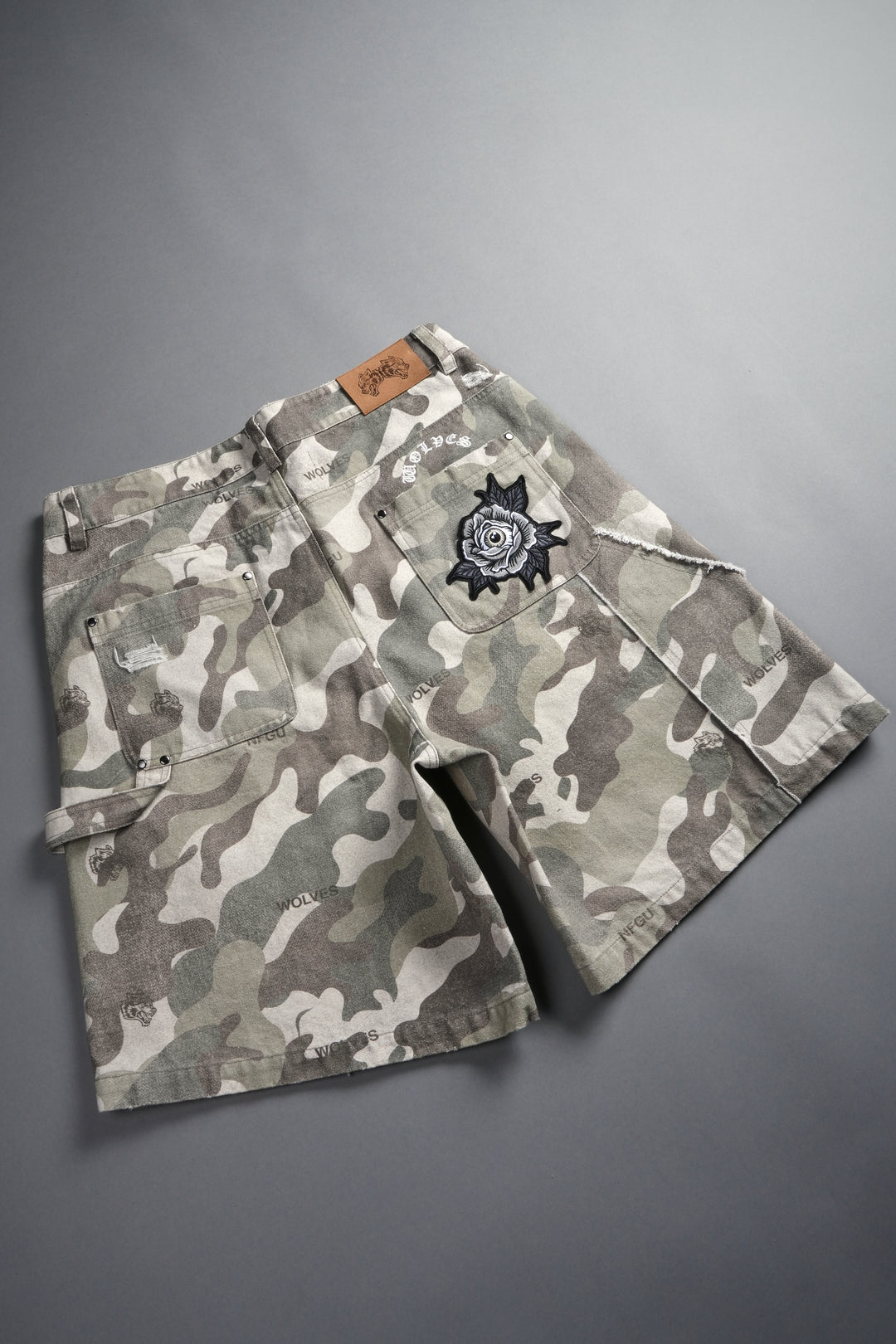 Darc Vice Distressed Denim Carpenter Shorts in DSVD Green Camo