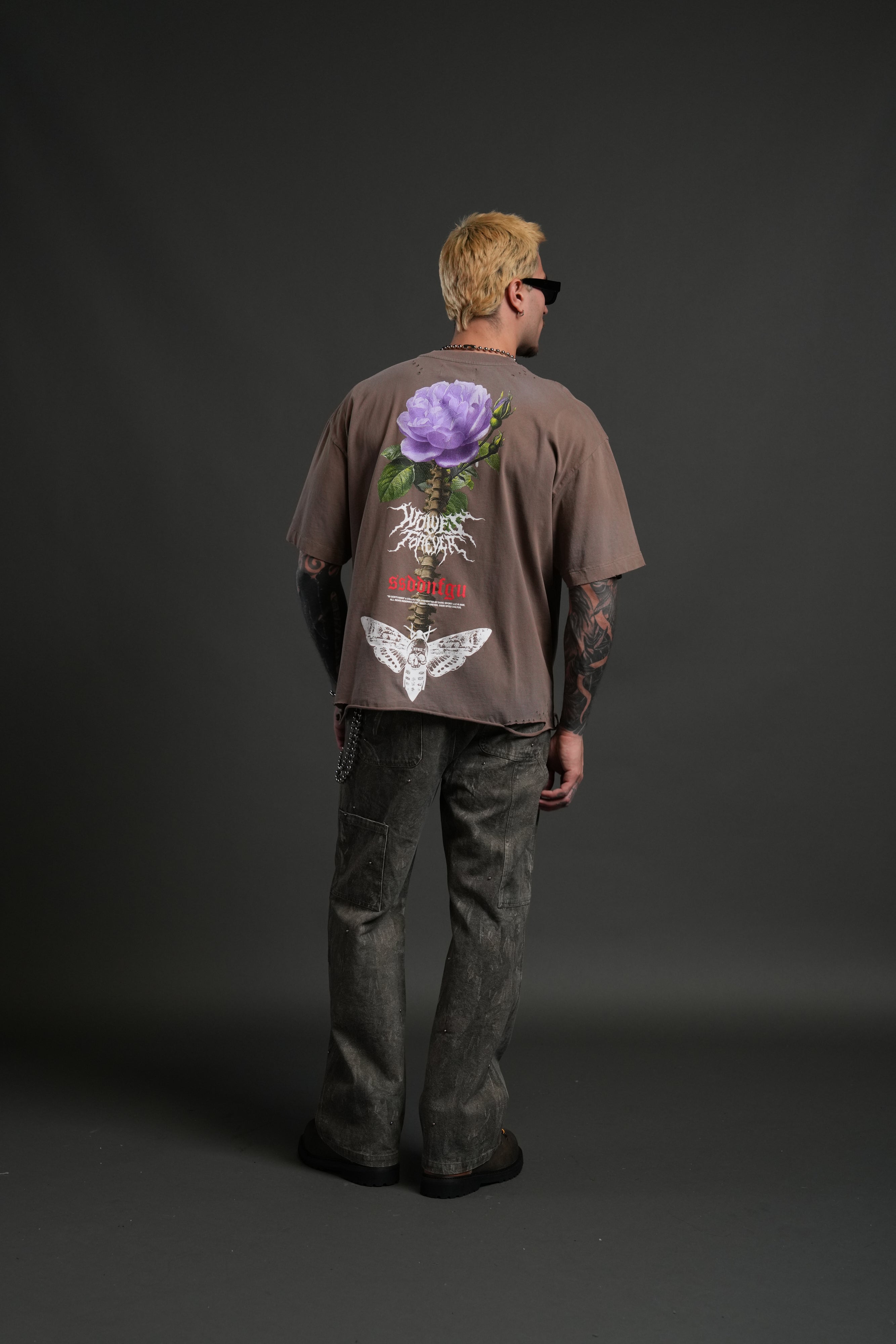 Mori Rose Distressed Grunge Tee in Mojave Brown Drift Wash