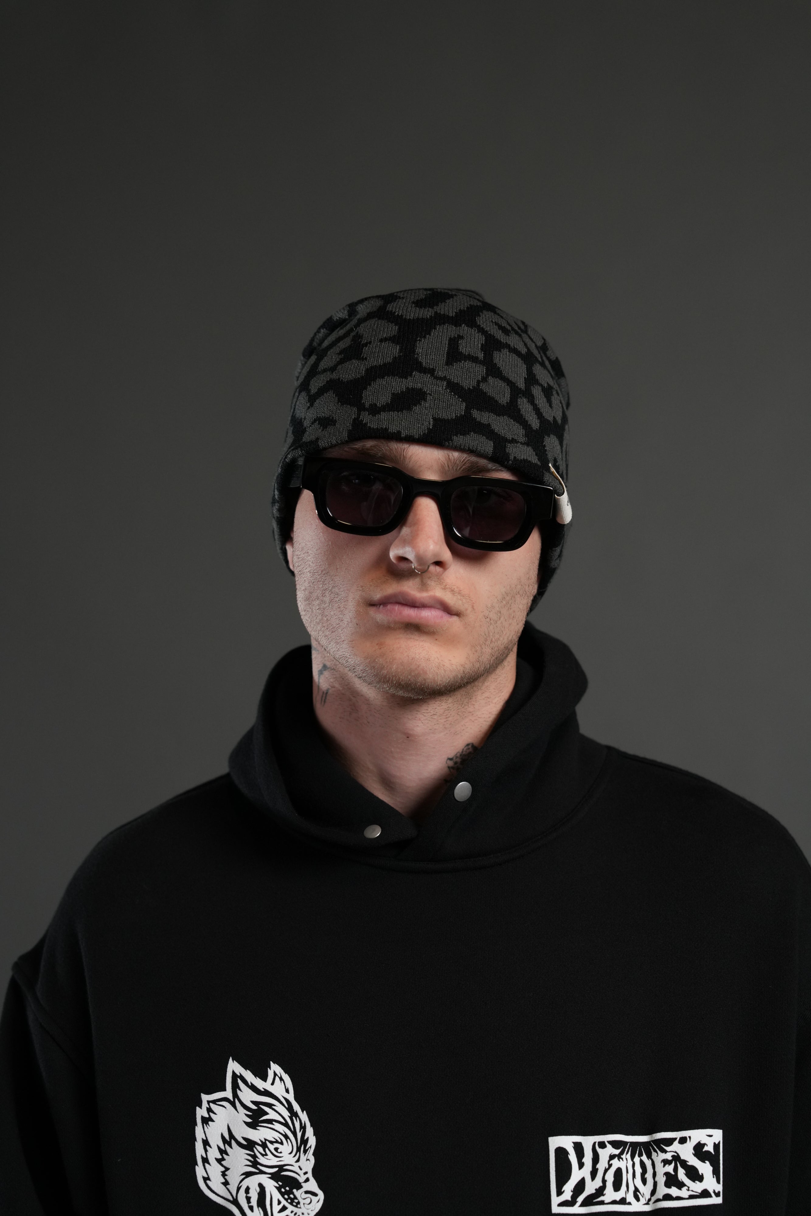 Wolf Patch V2 Cap Beanie in Black/Wolf Gray