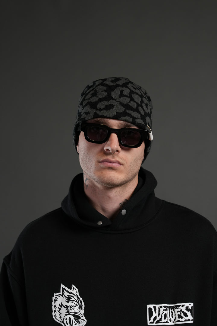 Wolf Patch V2 Cap Beanie in Black/Wolf Gray