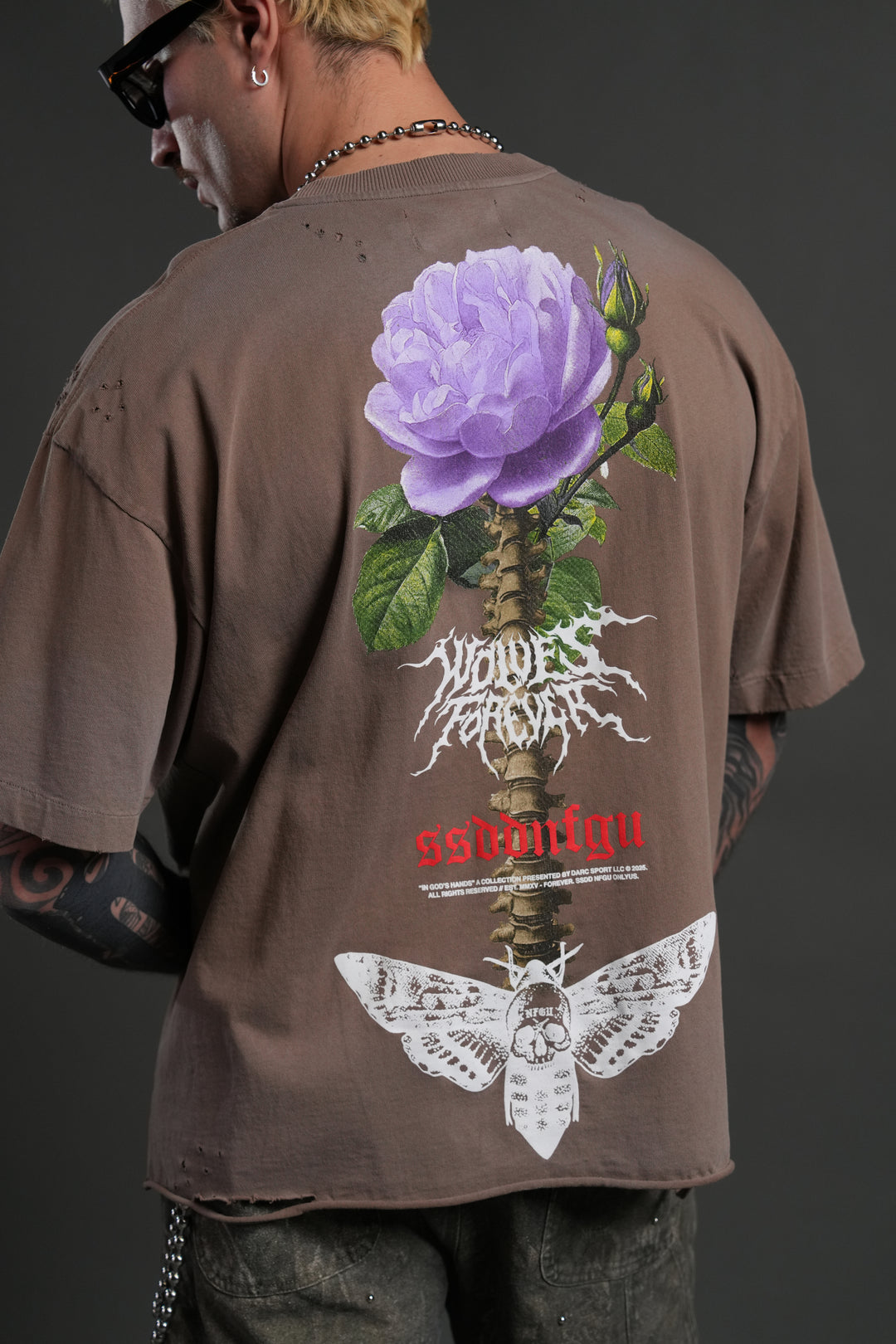 Mori Rose Distressed Grunge Tee in Mojave Brown Drift Wash