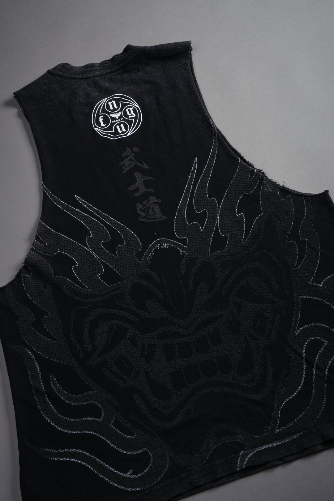 Half Mask Tommy Muscle Tee in Black