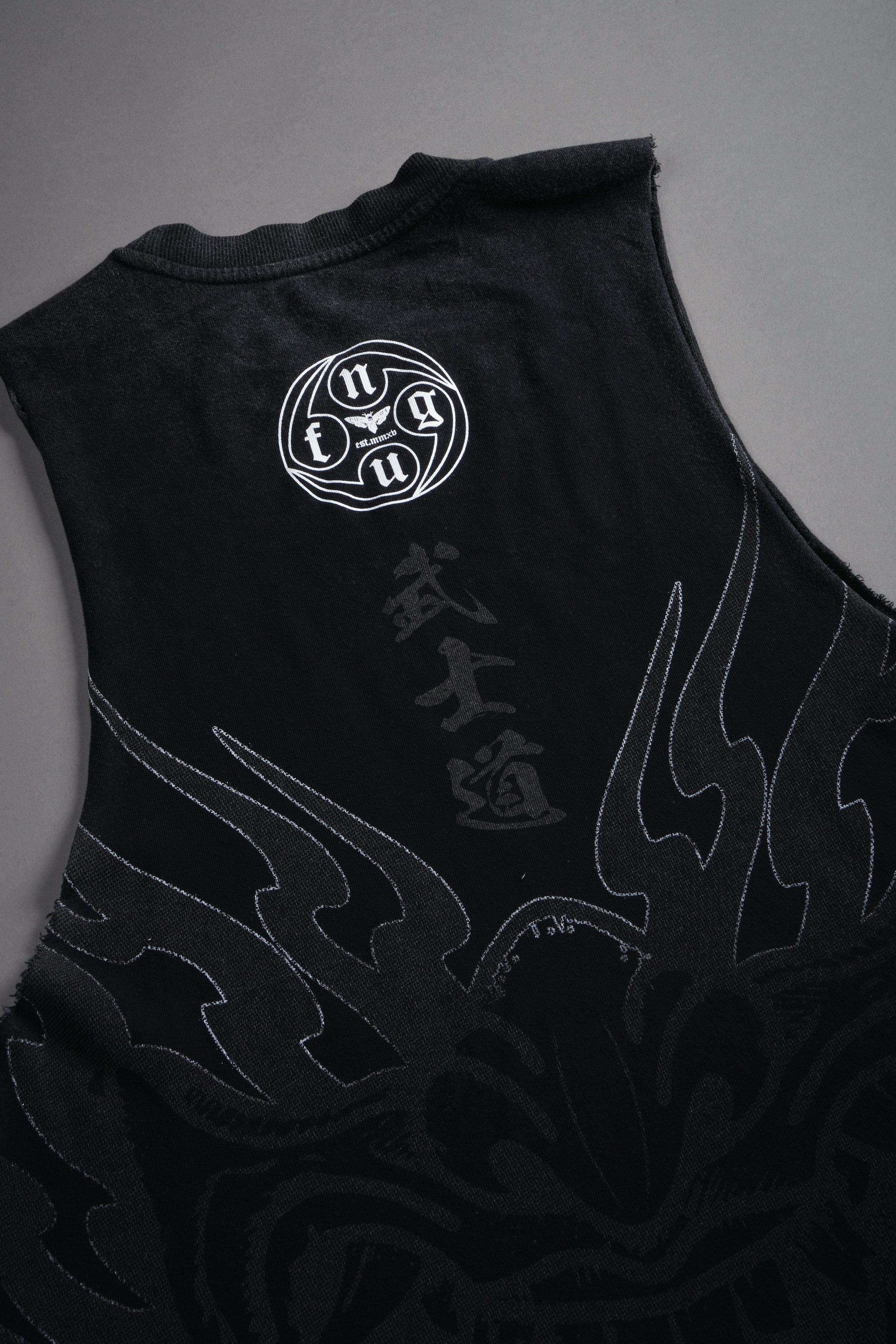 Half Mask Tommy Muscle Tee in Black