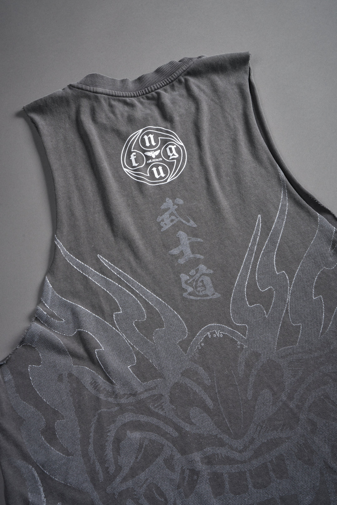 Half Mask Tommy Muscle Tee in Slate Gray
