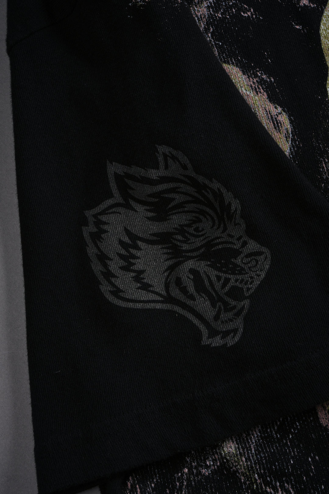 Scorpion Fire Premium Oversized Tee in Black