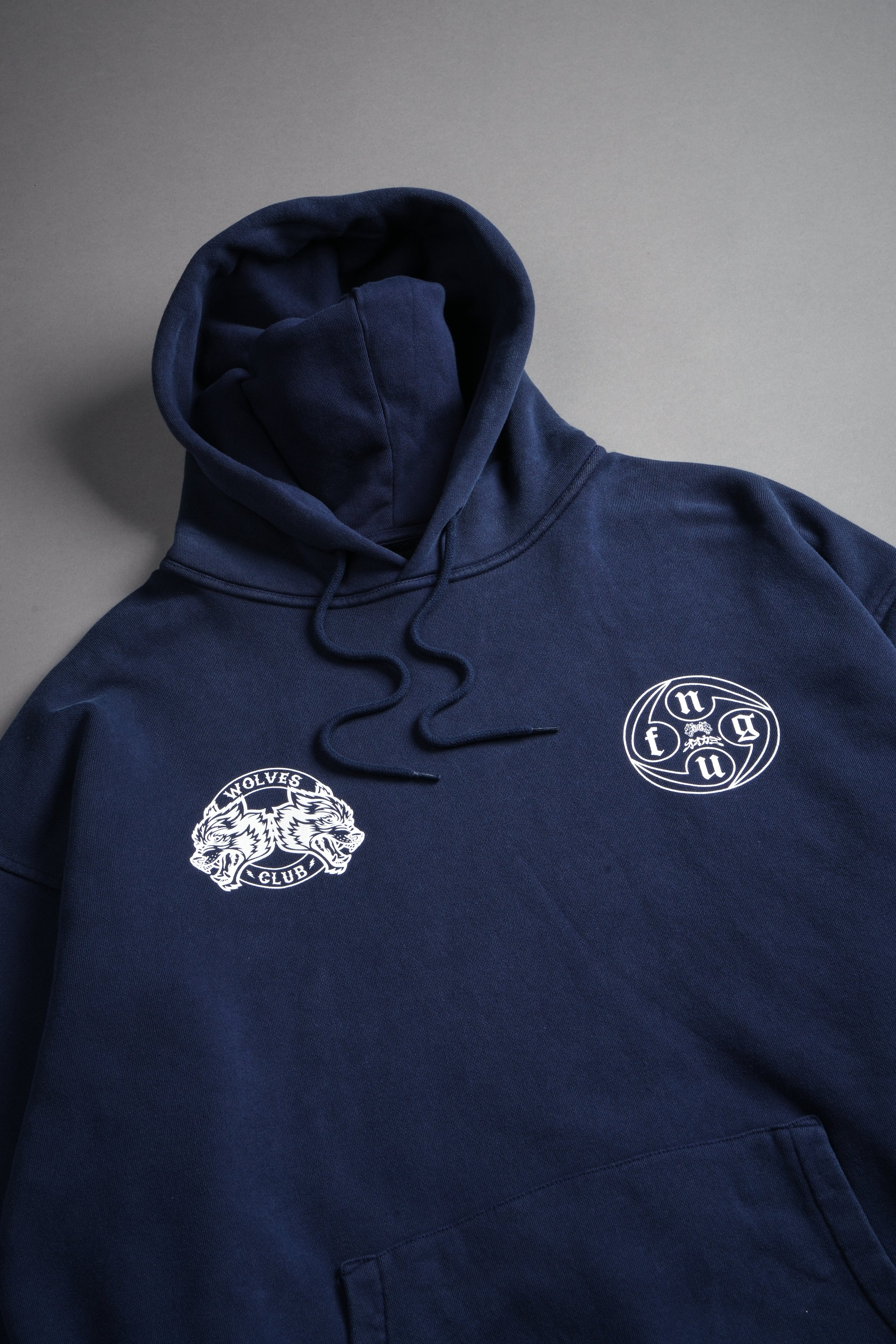 Kazoku Okami Bishop Hoodie in Navy