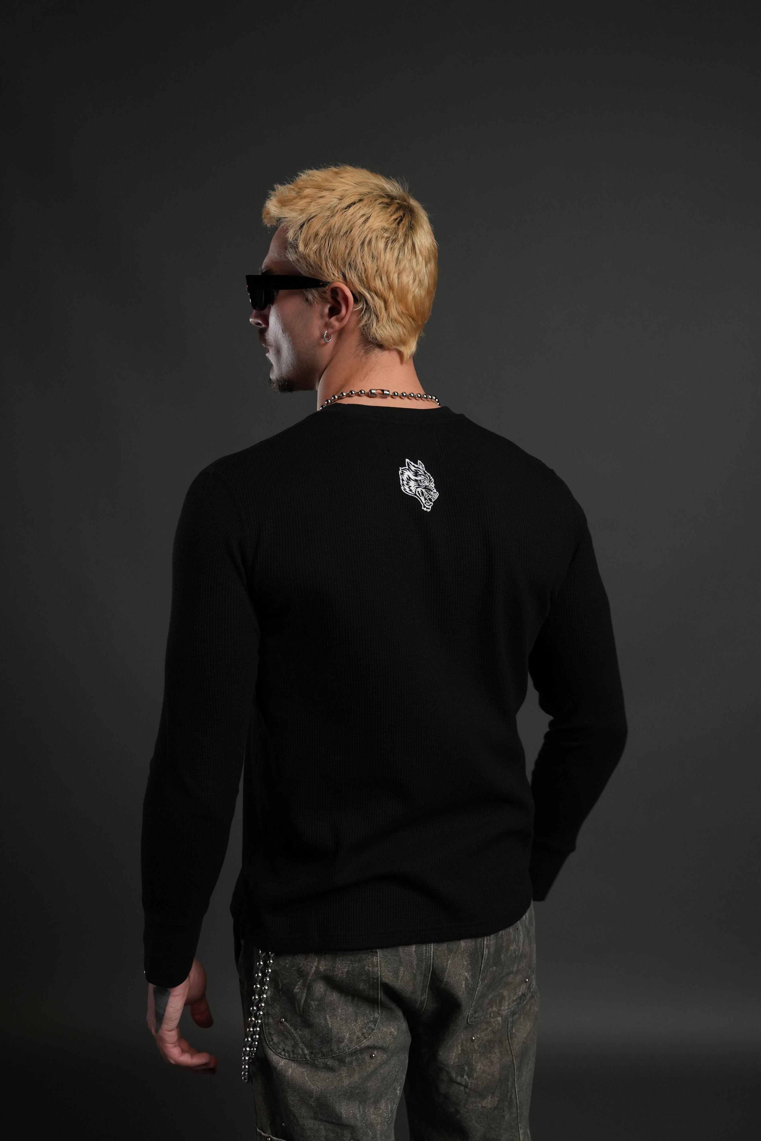 Midnight Wolves Lightweight Thermal in Black