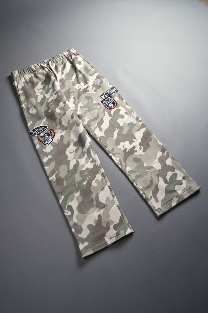Darc Kulture Bigelow Cargo Sweat Pants in DSVD Green Camo