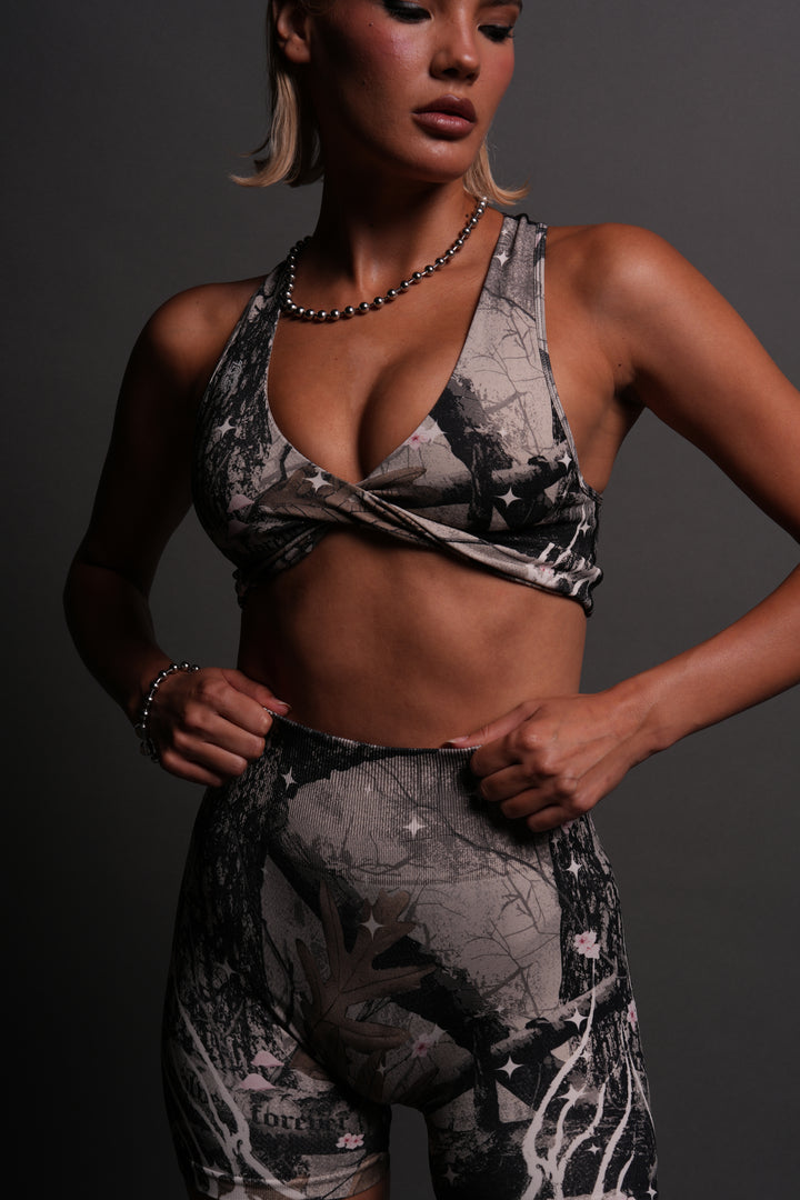 Warrior's Fire "Everson" Seamless Twist Bra in Starry Blossom Woodland Camo