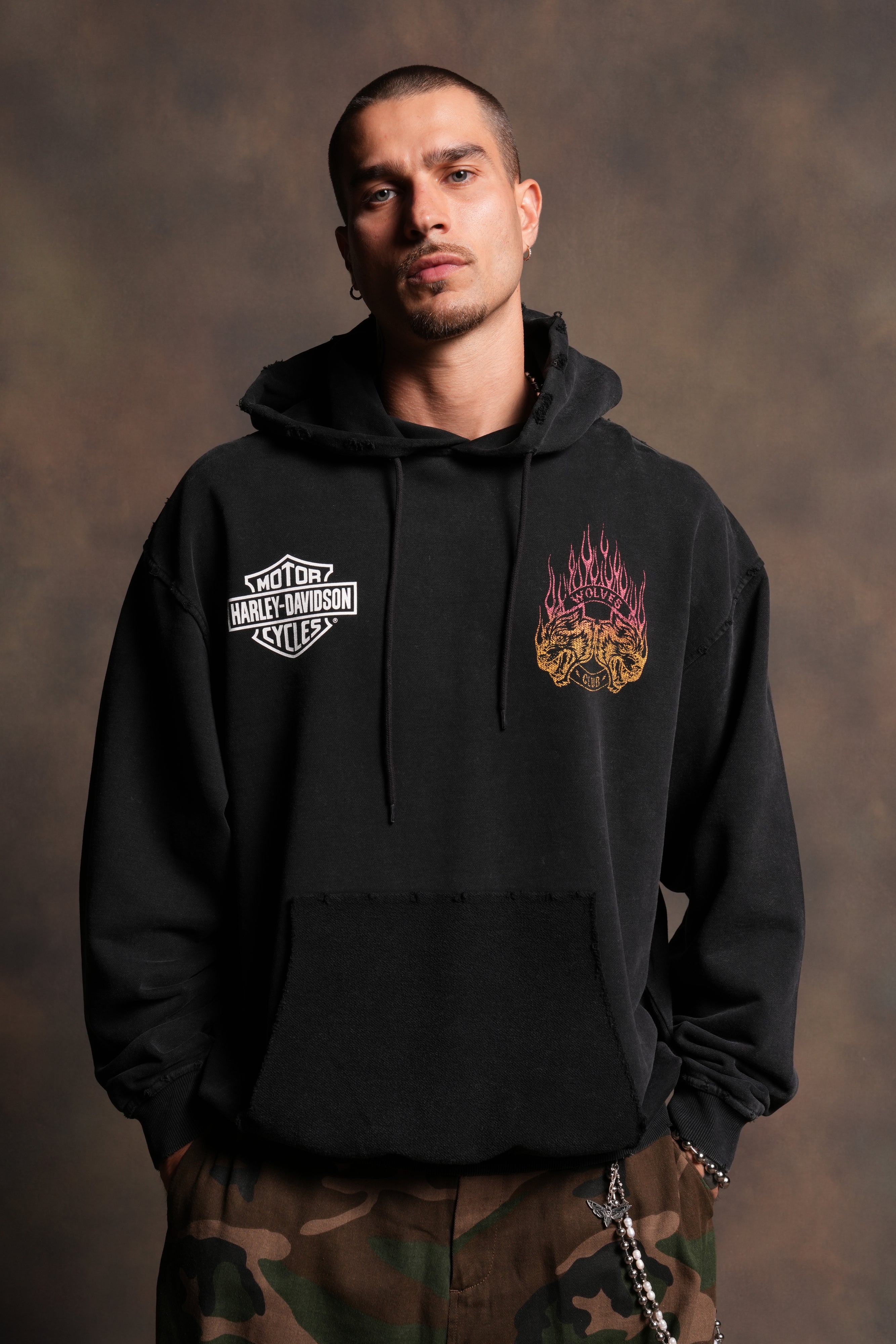 Rising Sun Grunge Moatis Hoodie in Washed Black