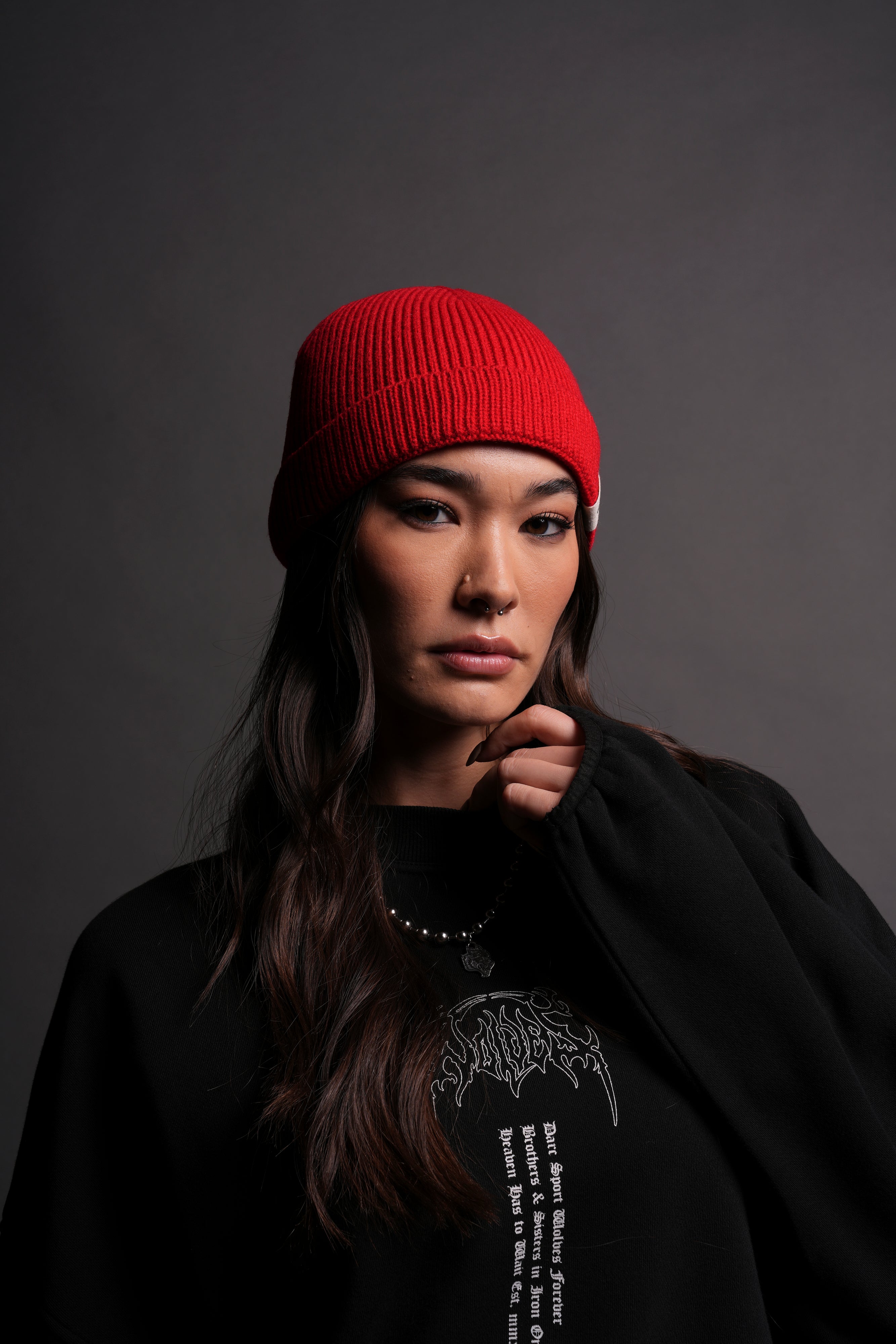 Wolf Patch V2 Beanie in Roman Red