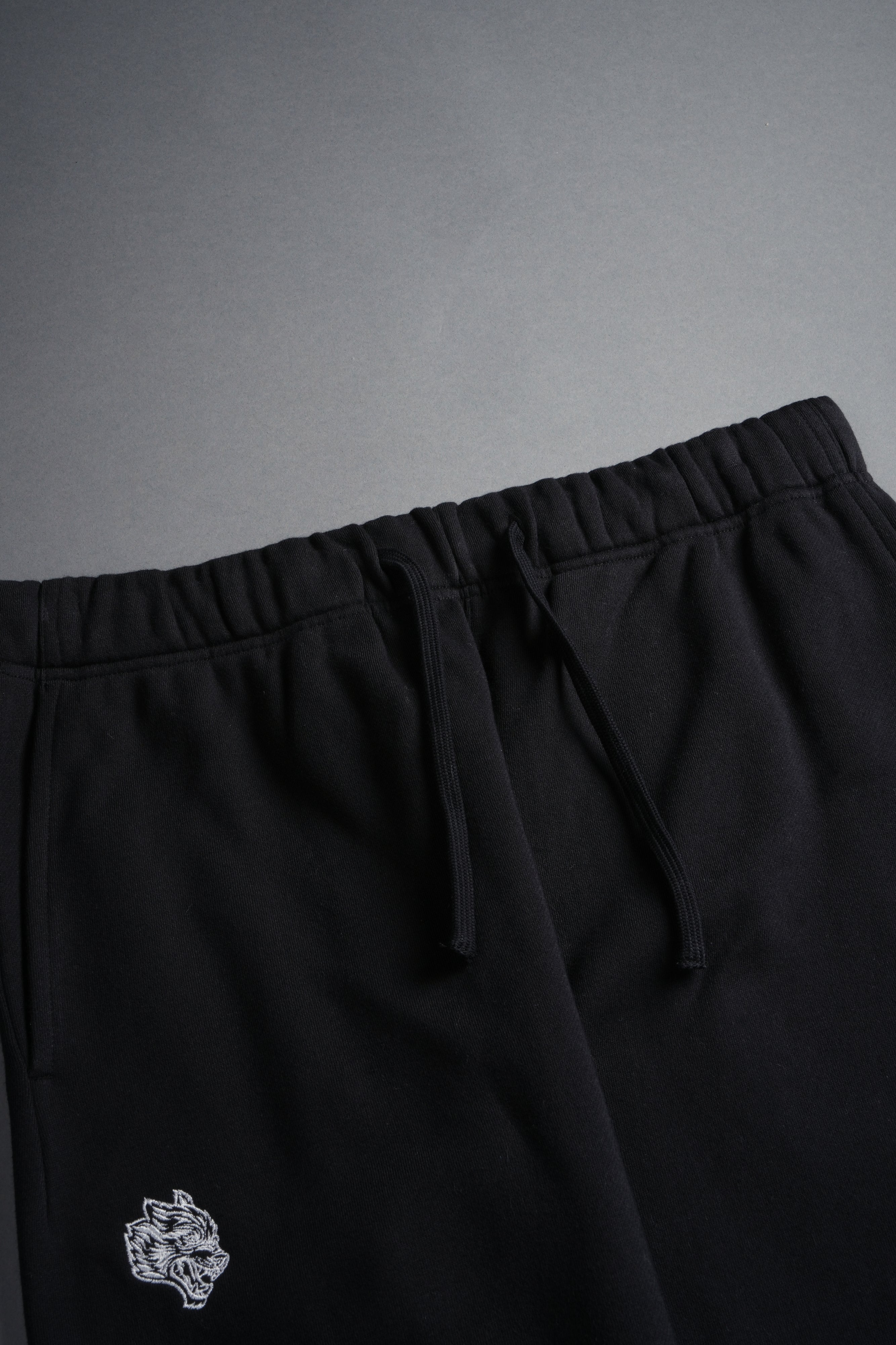 Darc Kulture Bigelow Cargo Sweat Pants in Black