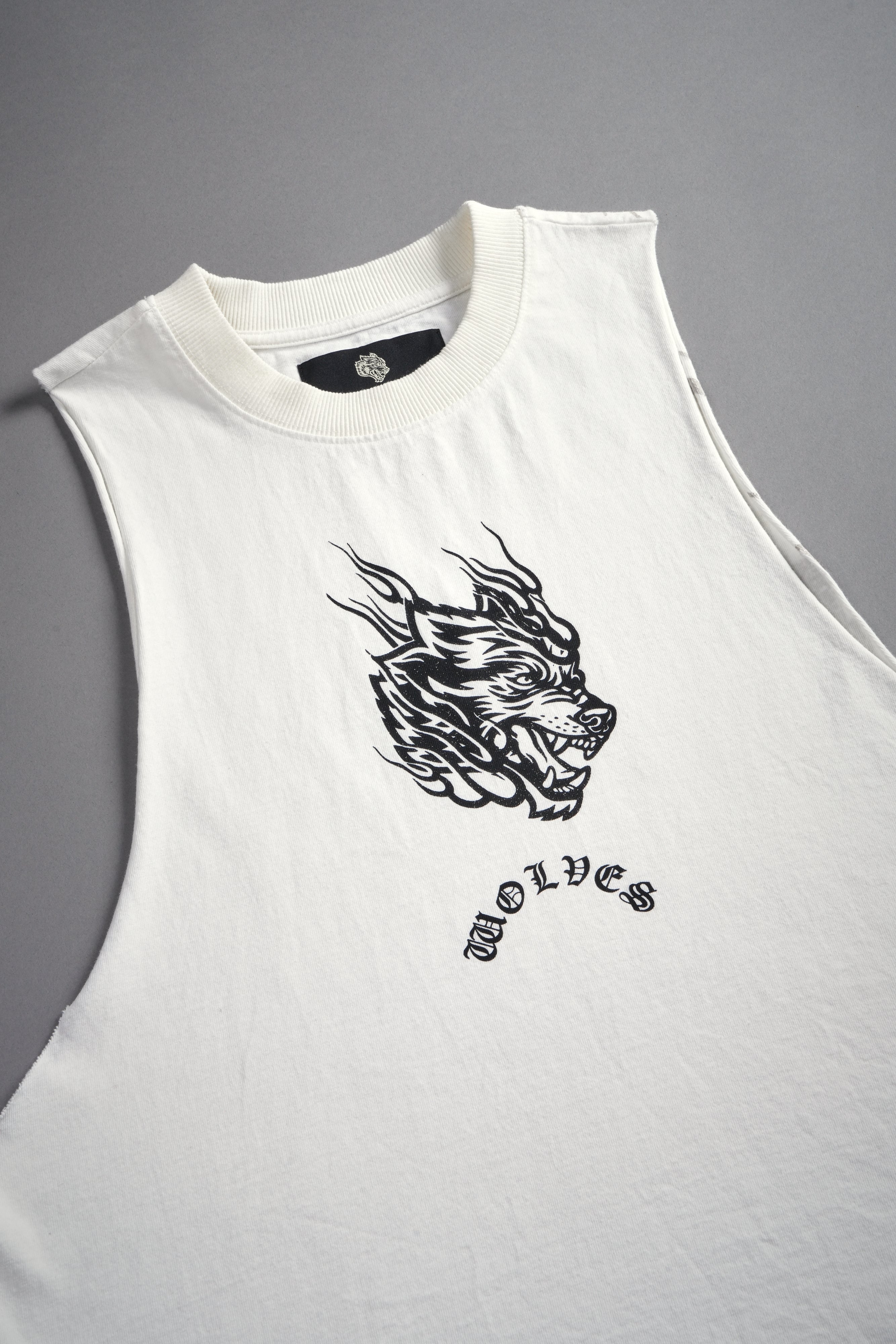 Okami Inferno Grunge Raw Hem Box Cut Tommy Muscle Tee in Cream