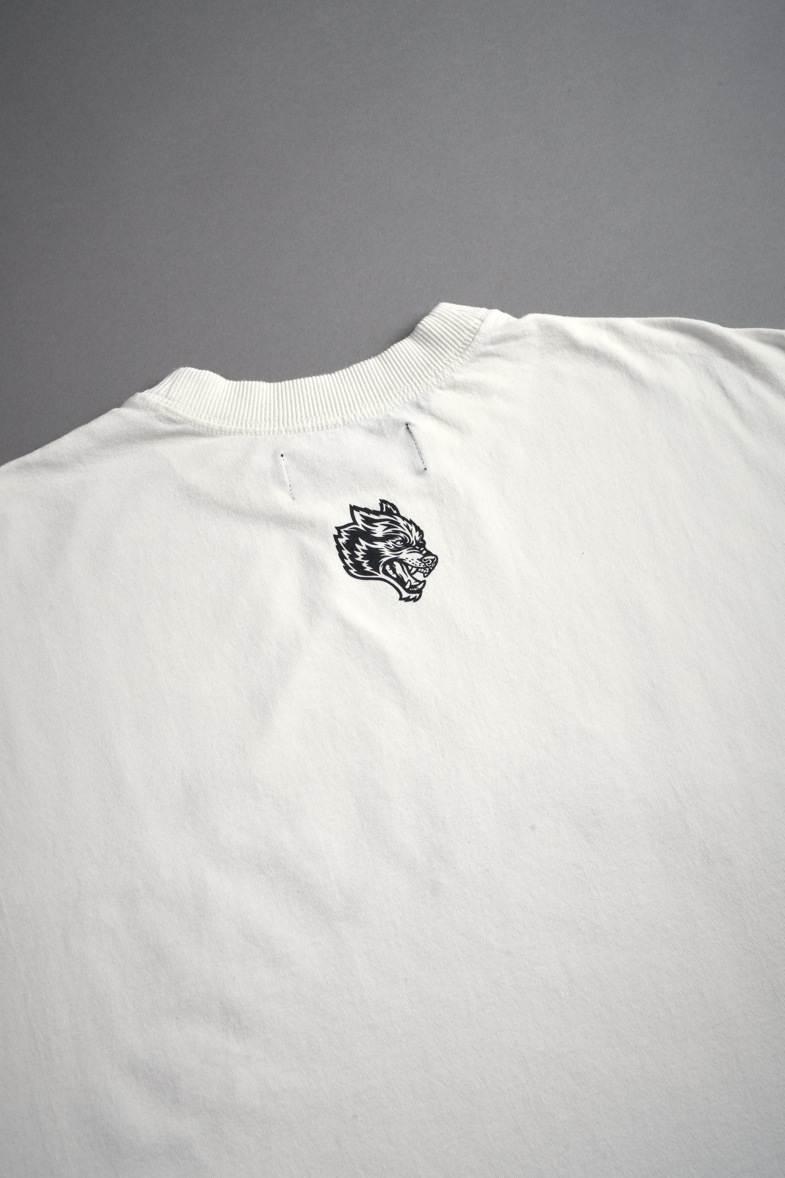Ssddnfgu Bushido Grunge Cut-Off Mid Length Raw Hem Tee in Cream