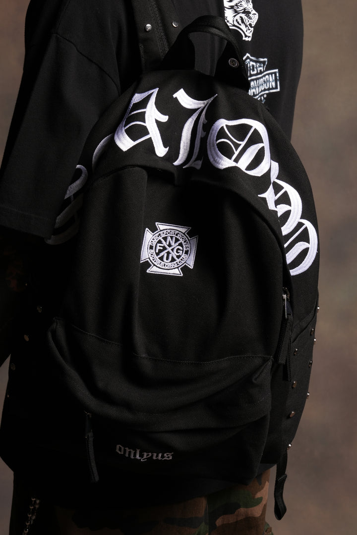 Wolves Chopper Everyday Backpack in Black