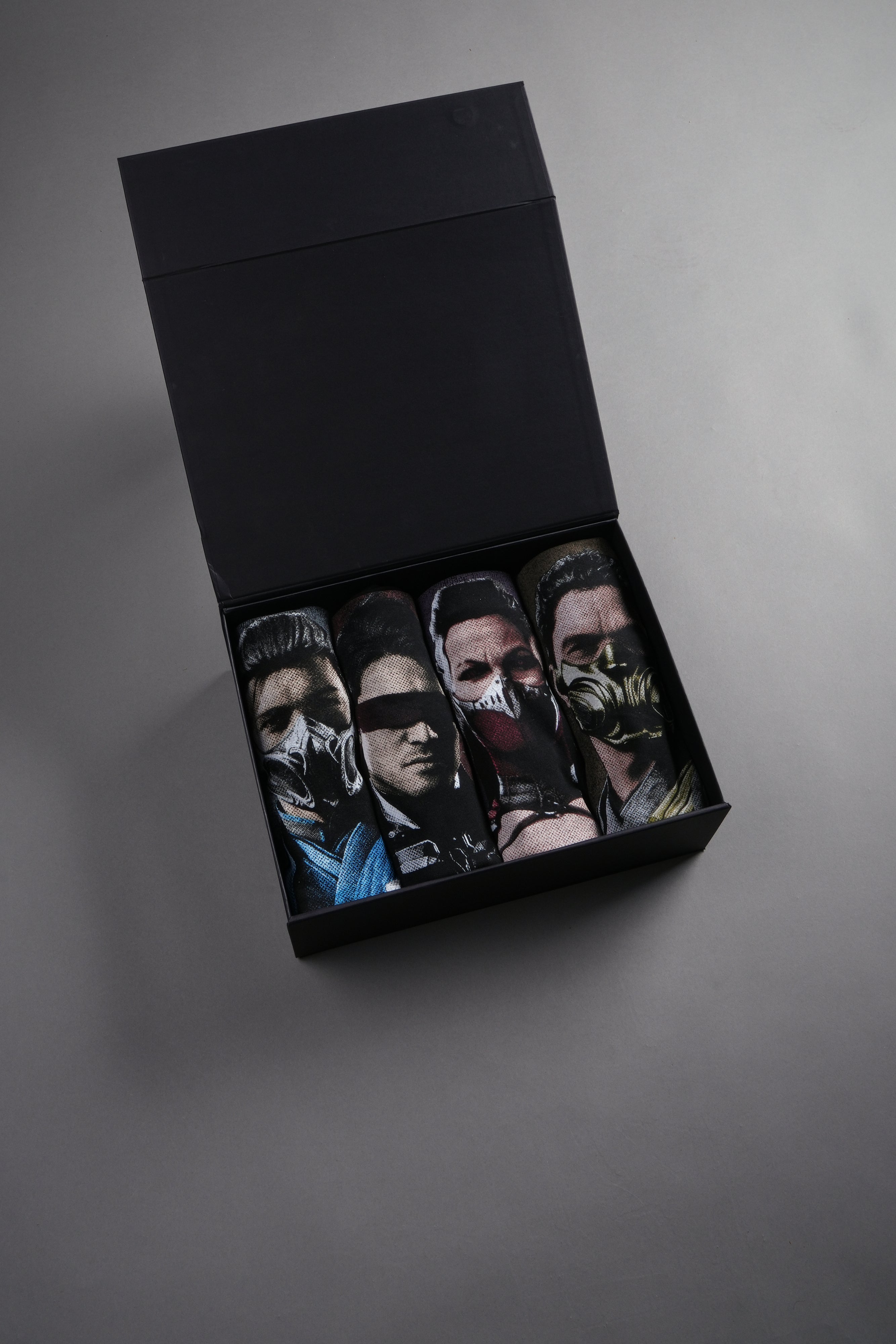 Mk "Side-By-Side" Tee Box Set in Black