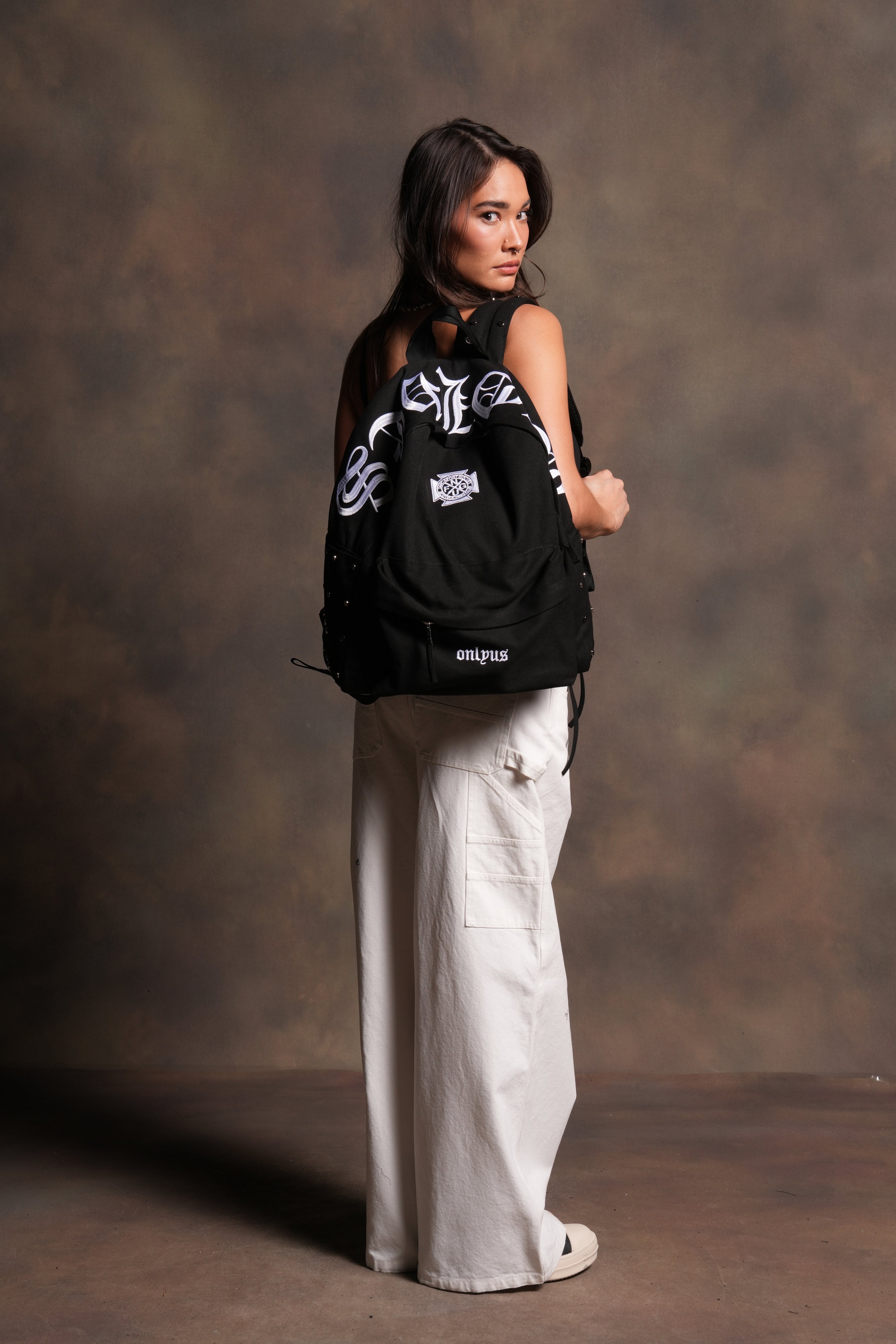 Wolves Chopper Everyday Backpack in Black – DarcSport