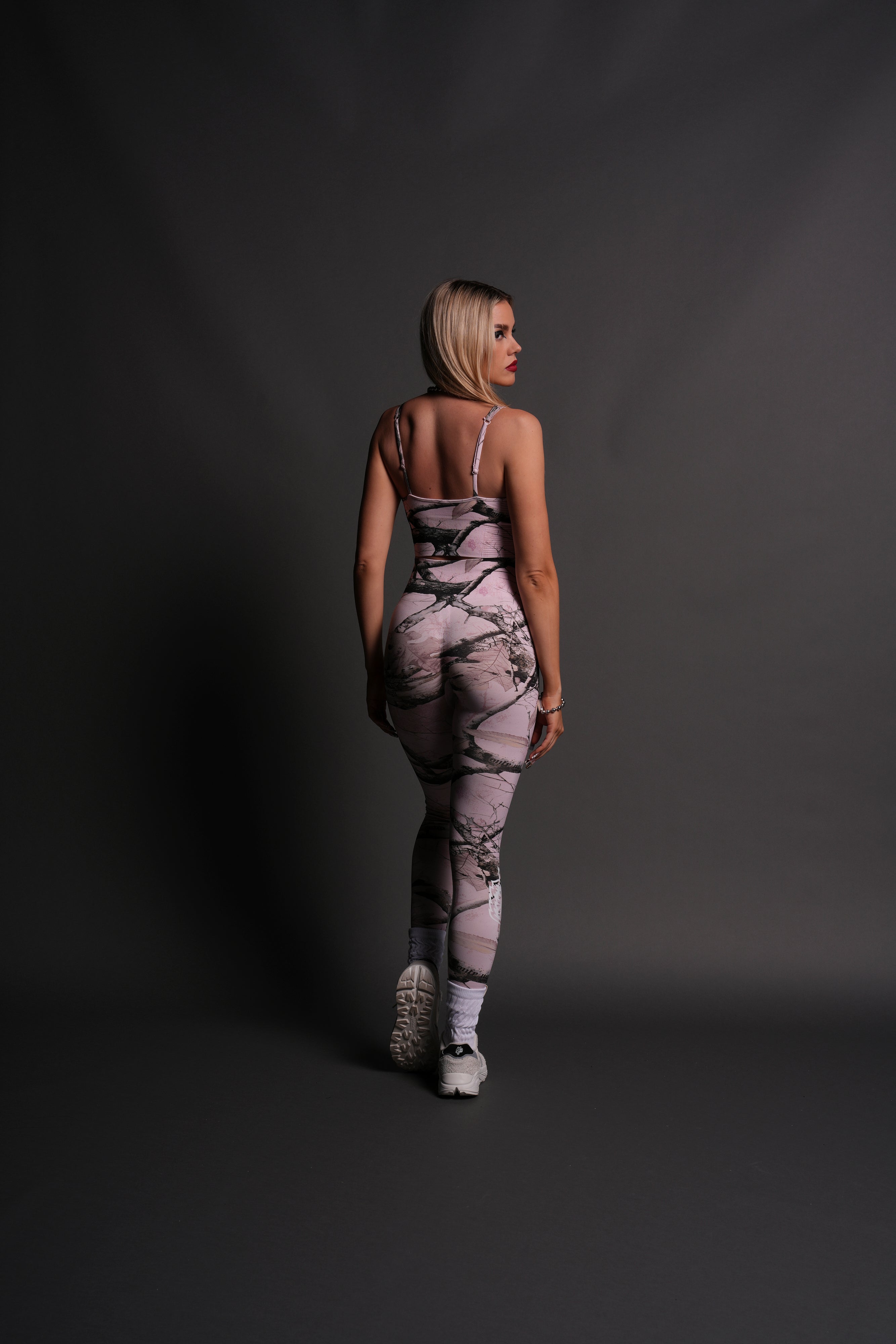 Our Passion "Everson Seamless" Scrunch Leggings in Brown/Light Mauve Woodland Camo